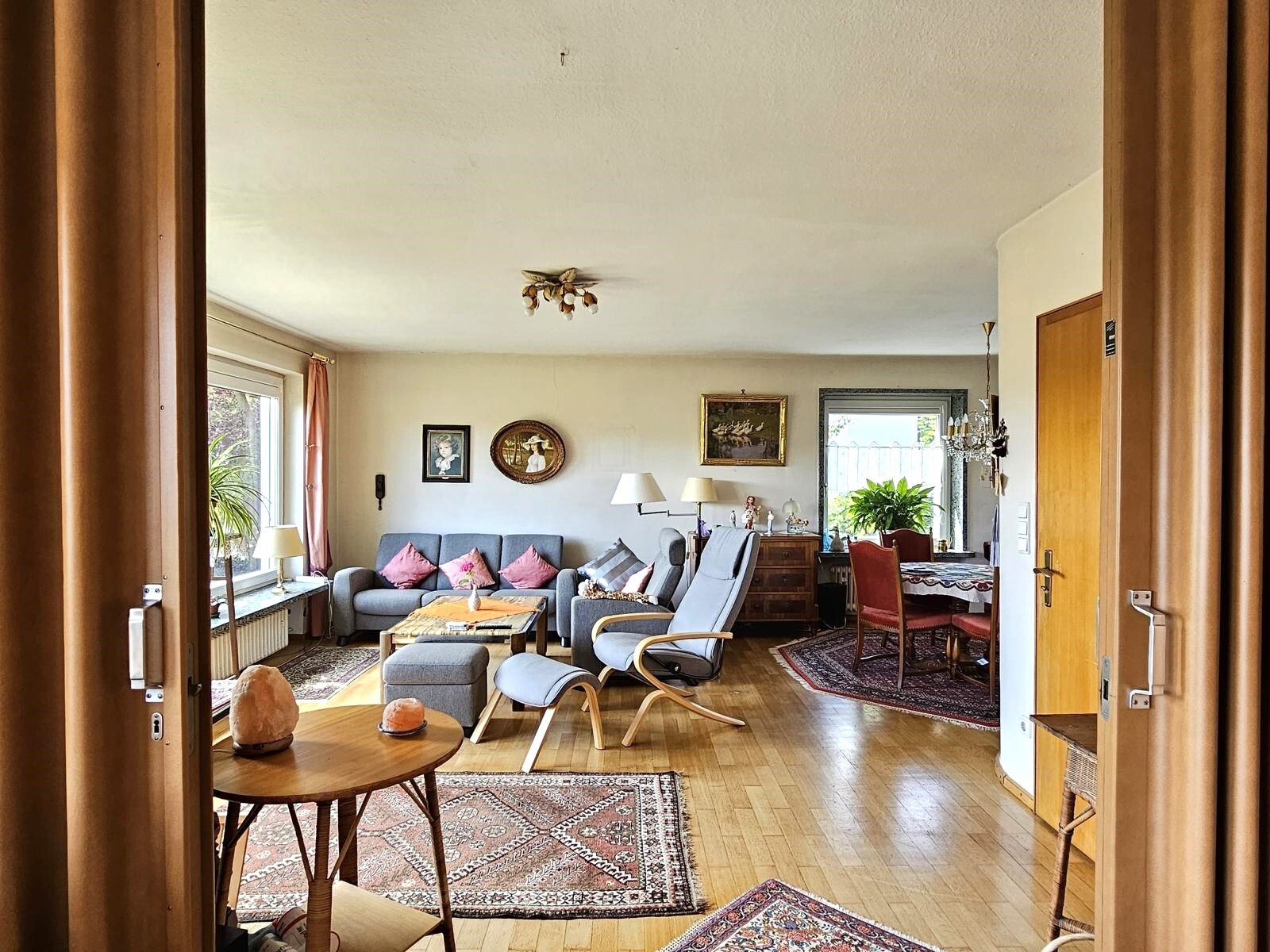 VERKAUFT - Wohnen mit Blick! Im Grünen, herrlich eingewachsen in guter Lage von Coburg!