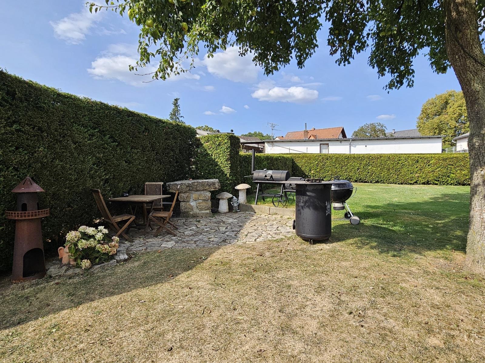 VERKAUFT - Einfach perfekt! Ein Haus wie gemalt! In Top-Zustand im Stadtbusbereich von Coburg!