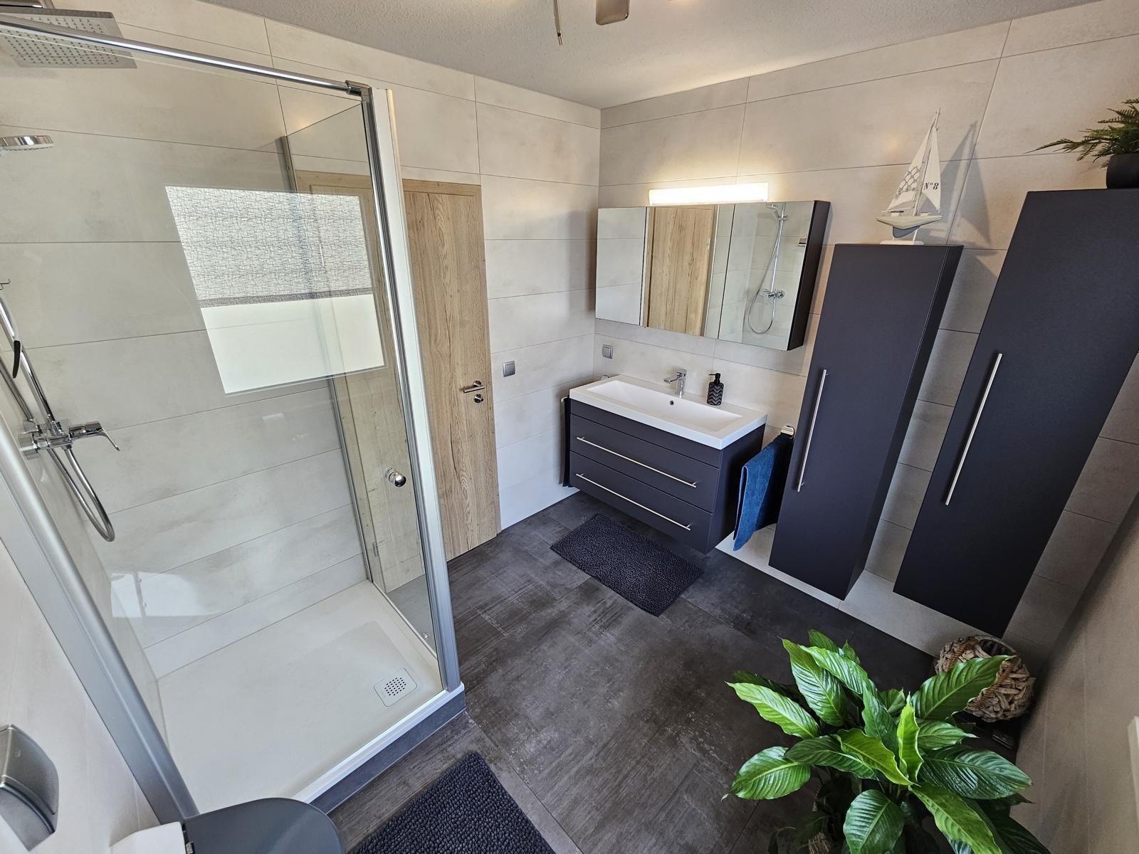 VERKAUFT - Einfach perfekt! Ein Haus wie gemalt! In Top-Zustand im Stadtbusbereich von Coburg!