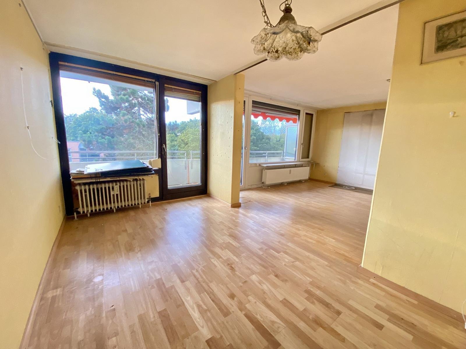 VERKAUFT - Altersgerechte 3-Zimmer-Wohnung mit großem Balkon inkl. TG-Stellplatz & Fahrstuhl im Haus