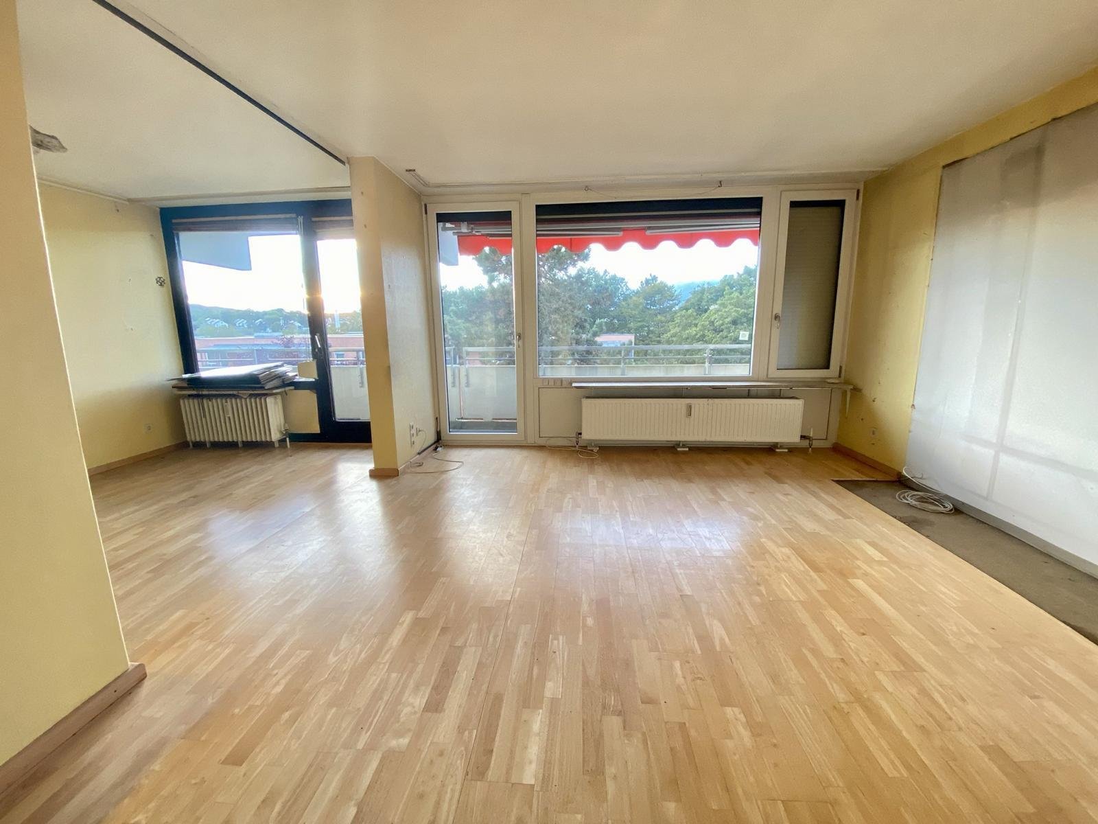 VERKAUFT - Altersgerechte 3-Zimmer-Wohnung mit großem Balkon inkl. TG-Stellplatz & Fahrstuhl im Haus