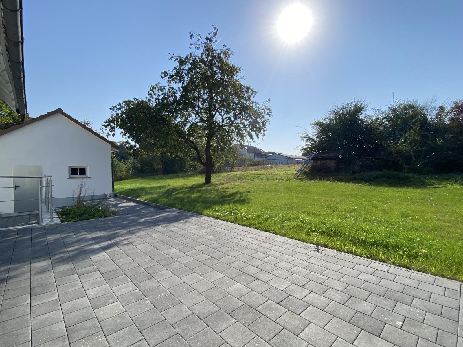 VERKAUFT-Einziehen und wohlfühlen - kernsaniertes Einfamilienhaus in ruhiger Lage!