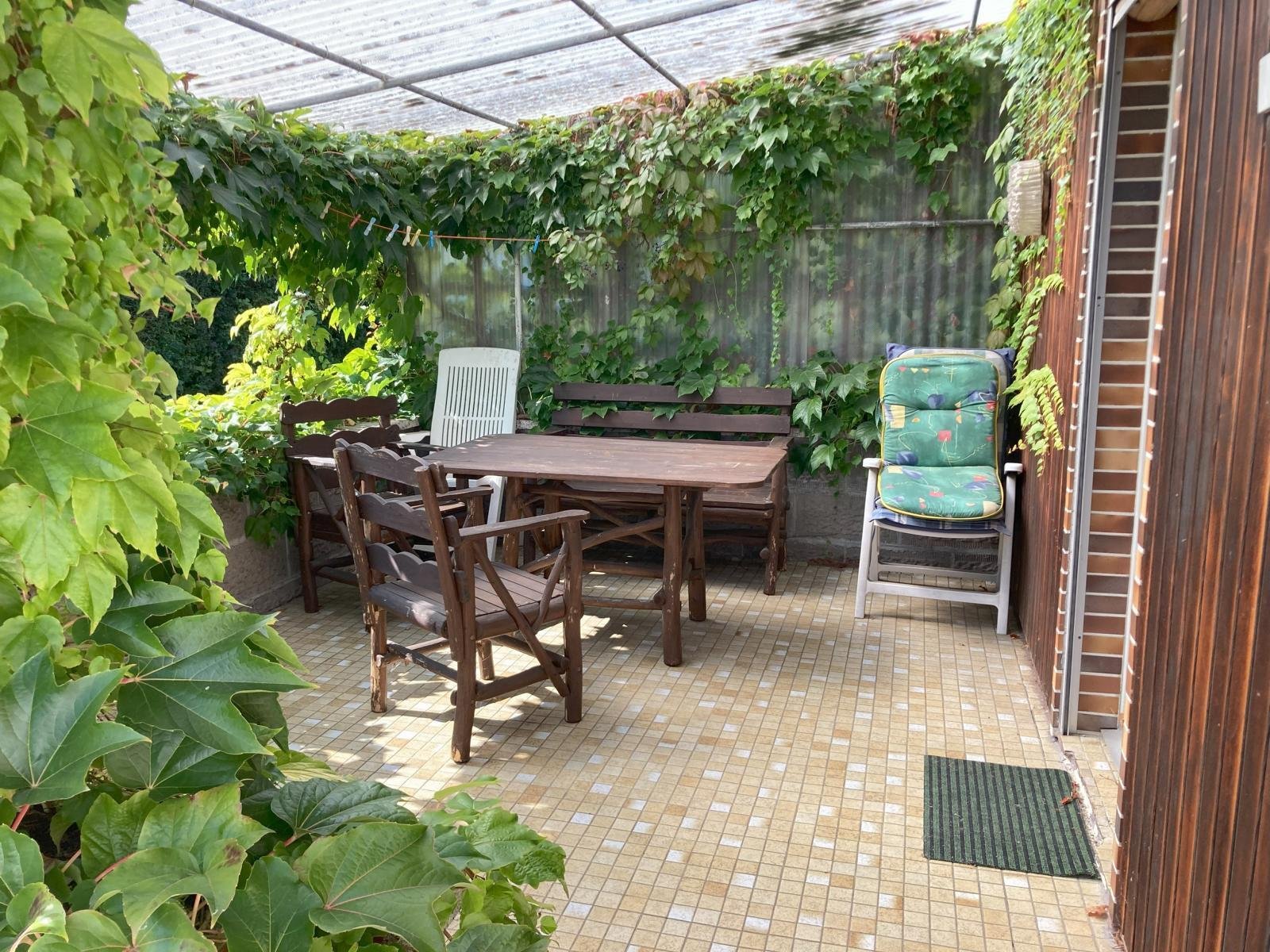 VERKAUFT - Einfamilienhaus mit Terrasse, 2 Balkonen, massivem Gartenhaus und tollem Garten!