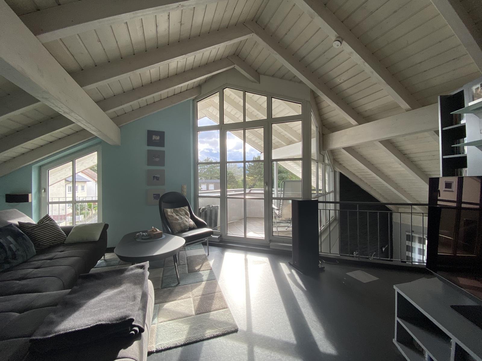 Höchster Wohnkomfort für die ganze Familie - großzügiges Zweifamilienhaus in Mitwitz!