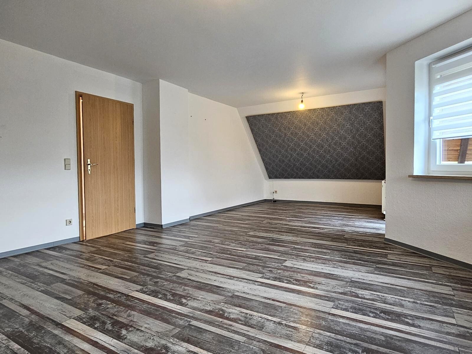 VERKAUFT - Charmant, jung & großzügig - EFH sofort bezugsfähig! 