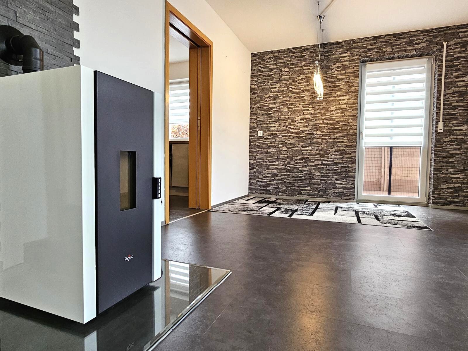 VERKAUFT - Charmant, jung & großzügig - EFH sofort bezugsfähig! 