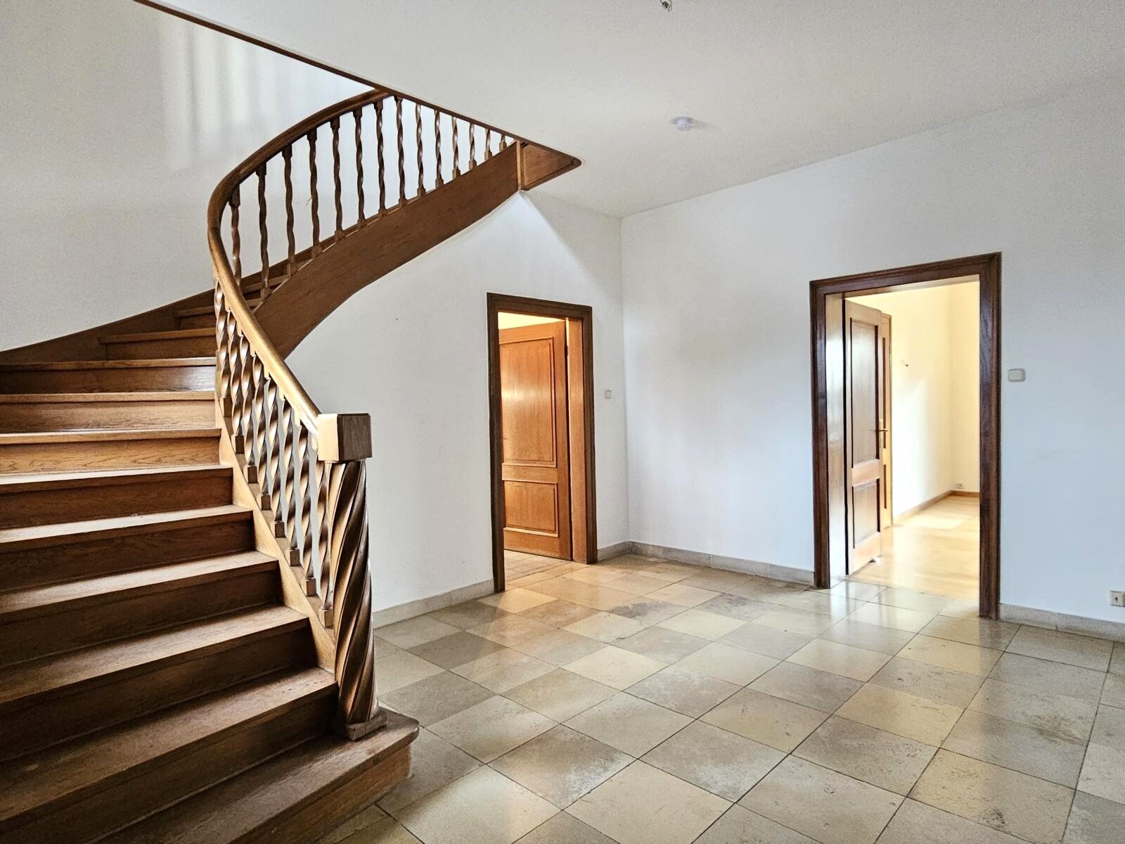 VERKAUFT - Herrschaftliches Anwesen über den Dächern Coburgs!