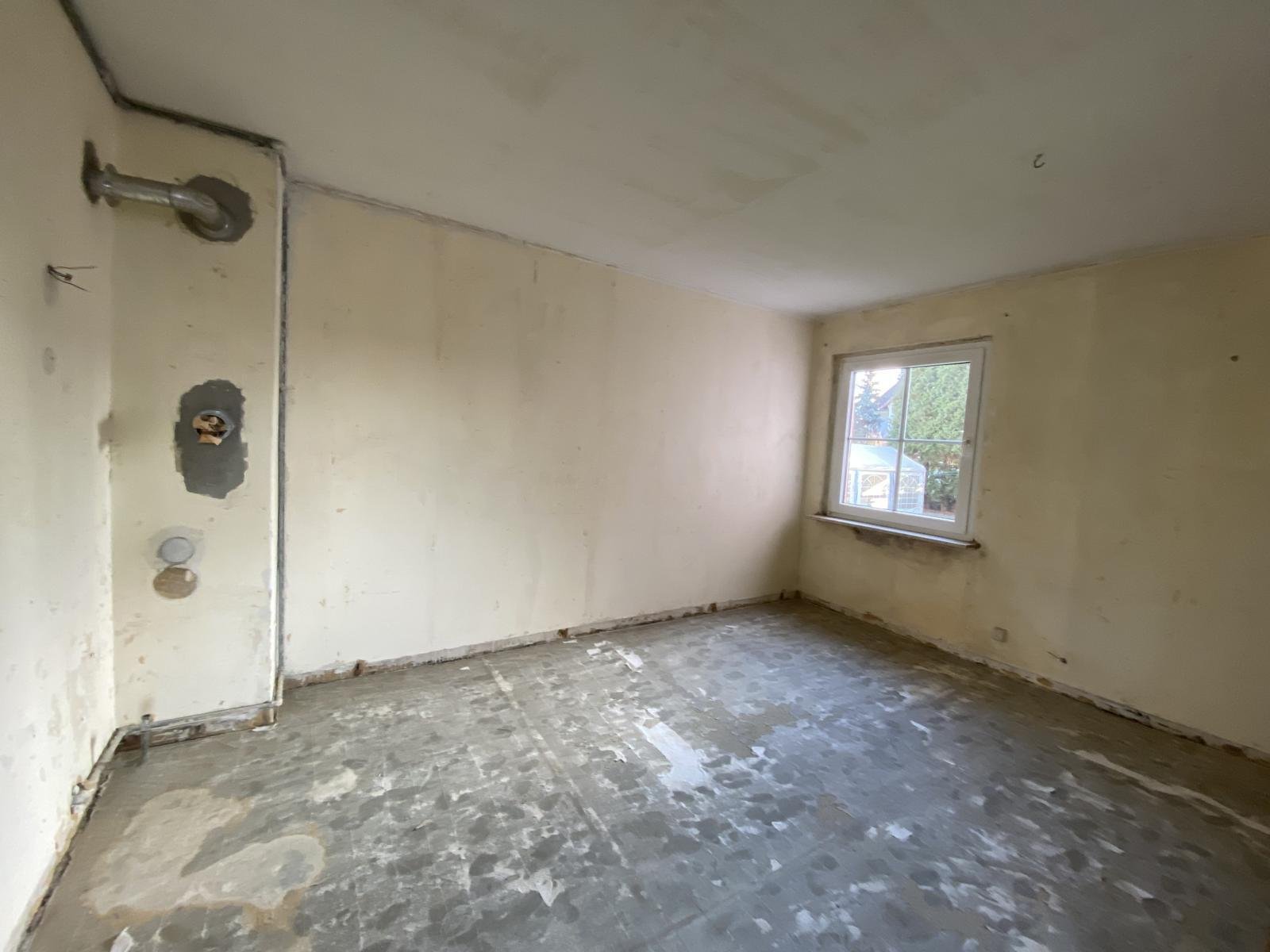 Erdgeschosswohnung mit Potenzial für den Handwerker!