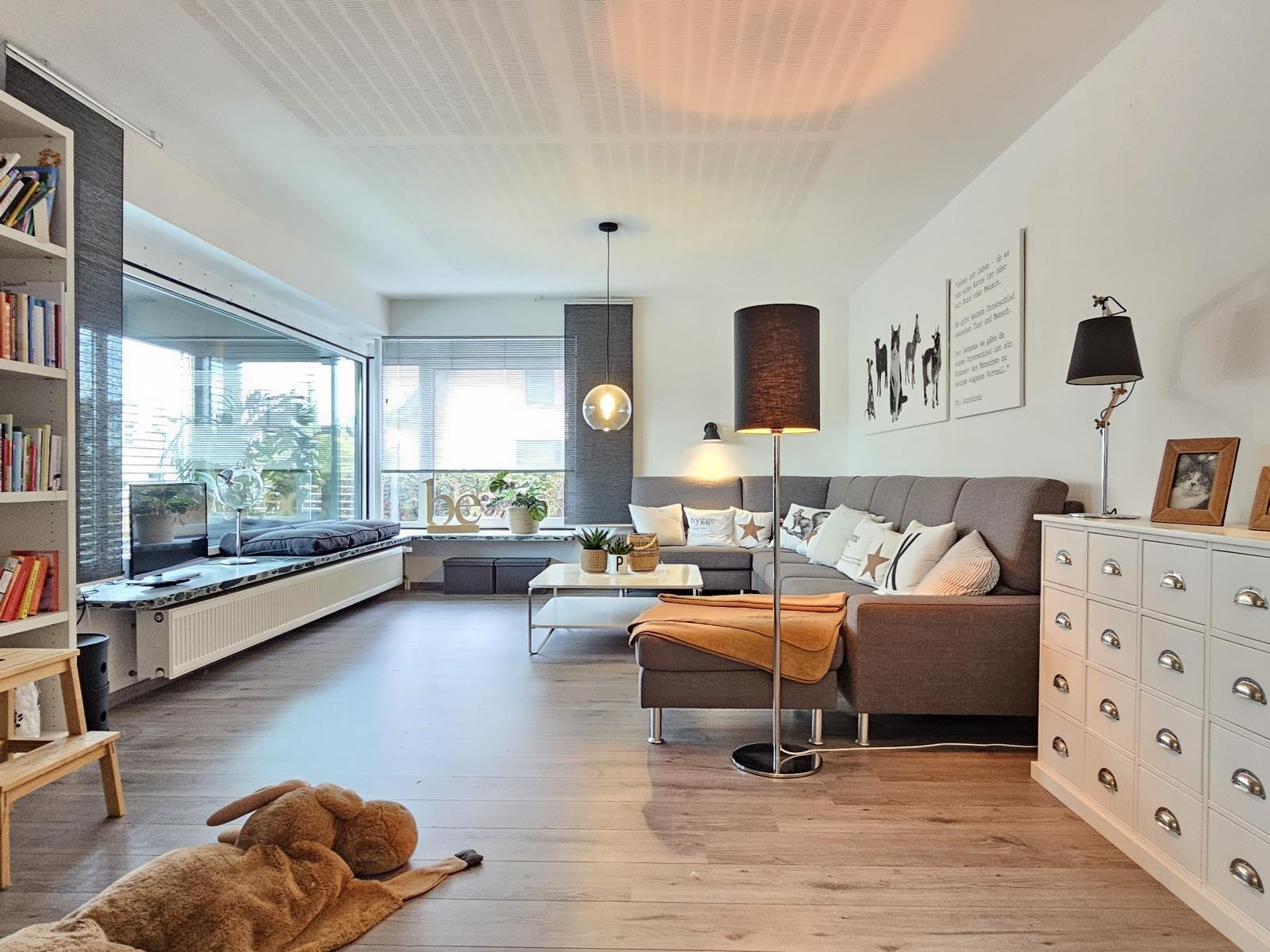 VERKAUFT -Doppelstöckiger Bungalow mit 2 barrierefreien Eingängen & Traum-Naturgarten!