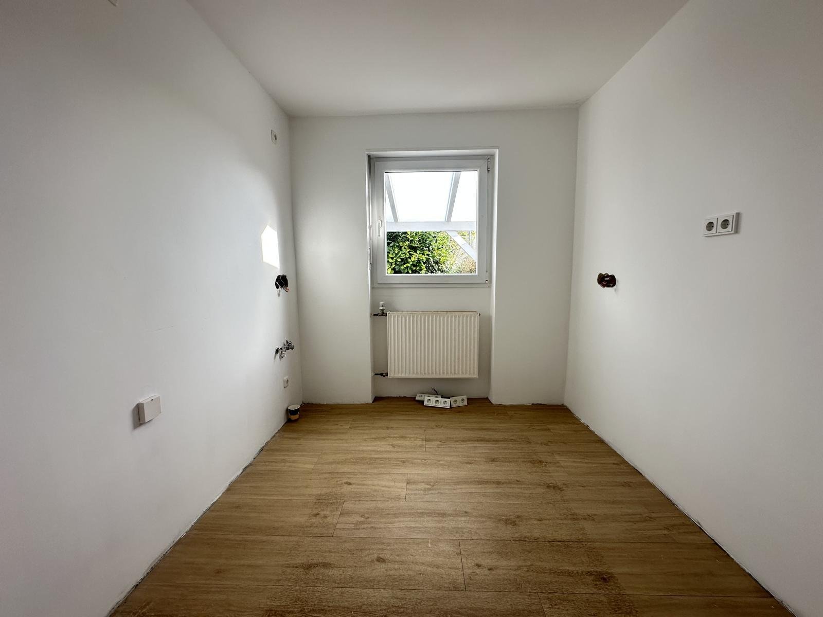 VERKAUFT-Modern, klein & fein - bezugsfreie DHH in guter Stadtlage!