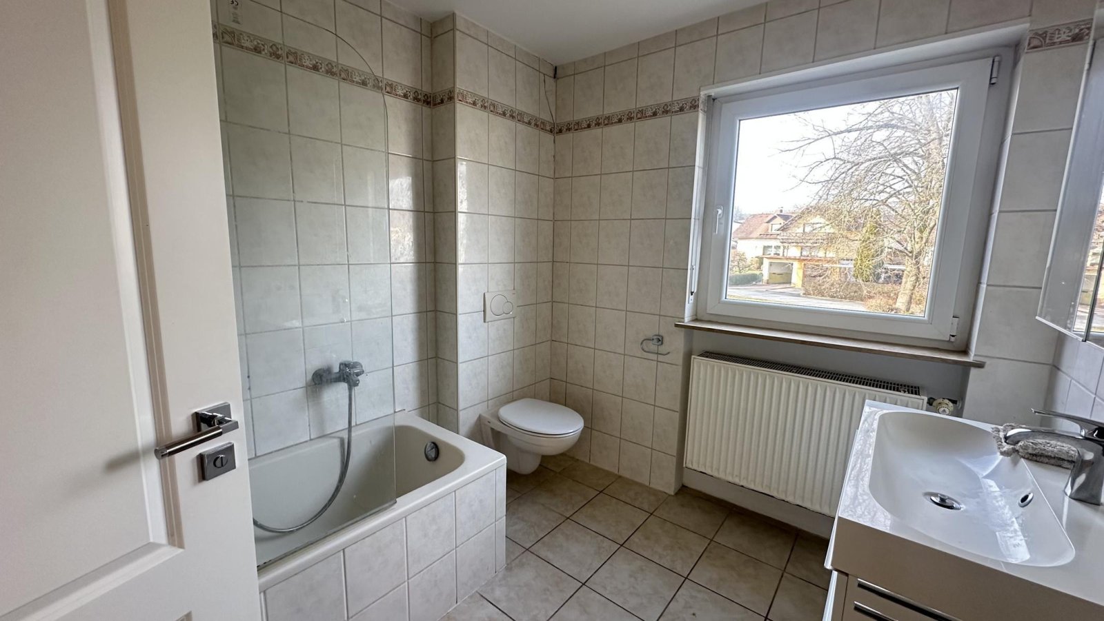 VERKAUFT-Modern, klein & fein - bezugsfreie DHH in guter Stadtlage!