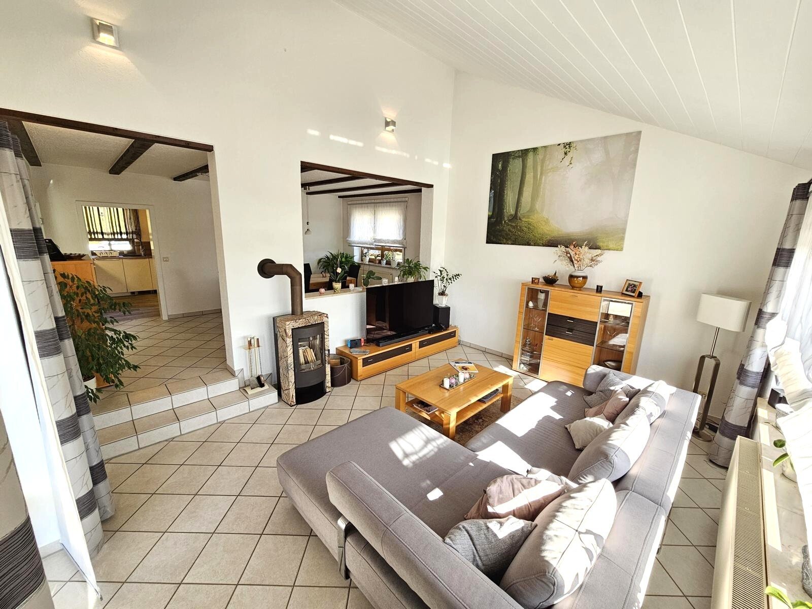 VERKAUFT - Elegant Wohnen in Top-Lage am begehrten Mahnberg mit 220 m² Wohnfläche und Fernsicht!