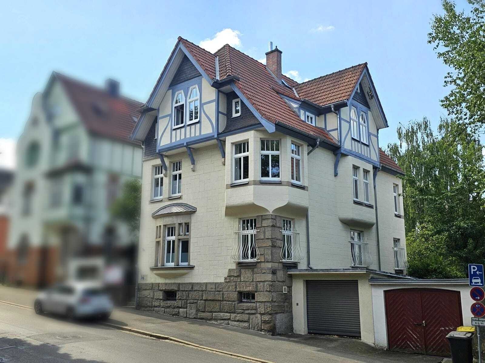 NEU - Stilvoll und modern! Kernsaniertes Einzel-Denkmal mit Rosengarten, Nähe Schloßplatz!