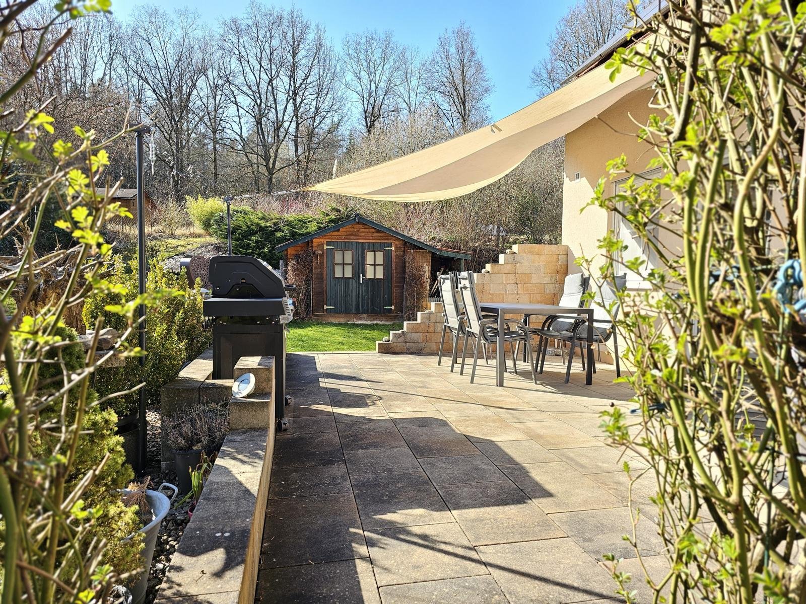 VERKAUFT-Wohnen in seiner schönsten Form - Modernes Einfamilienhaus mit Traumgarten