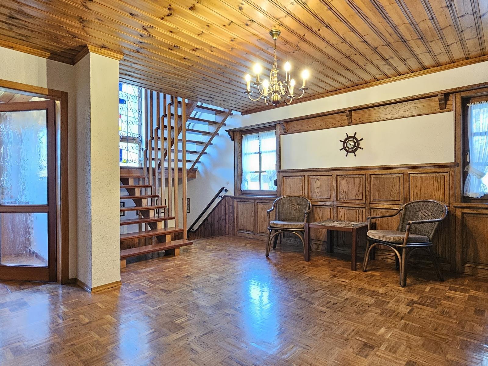 Eindrucksvolles & großzügiges Anwesen für Individualisten!