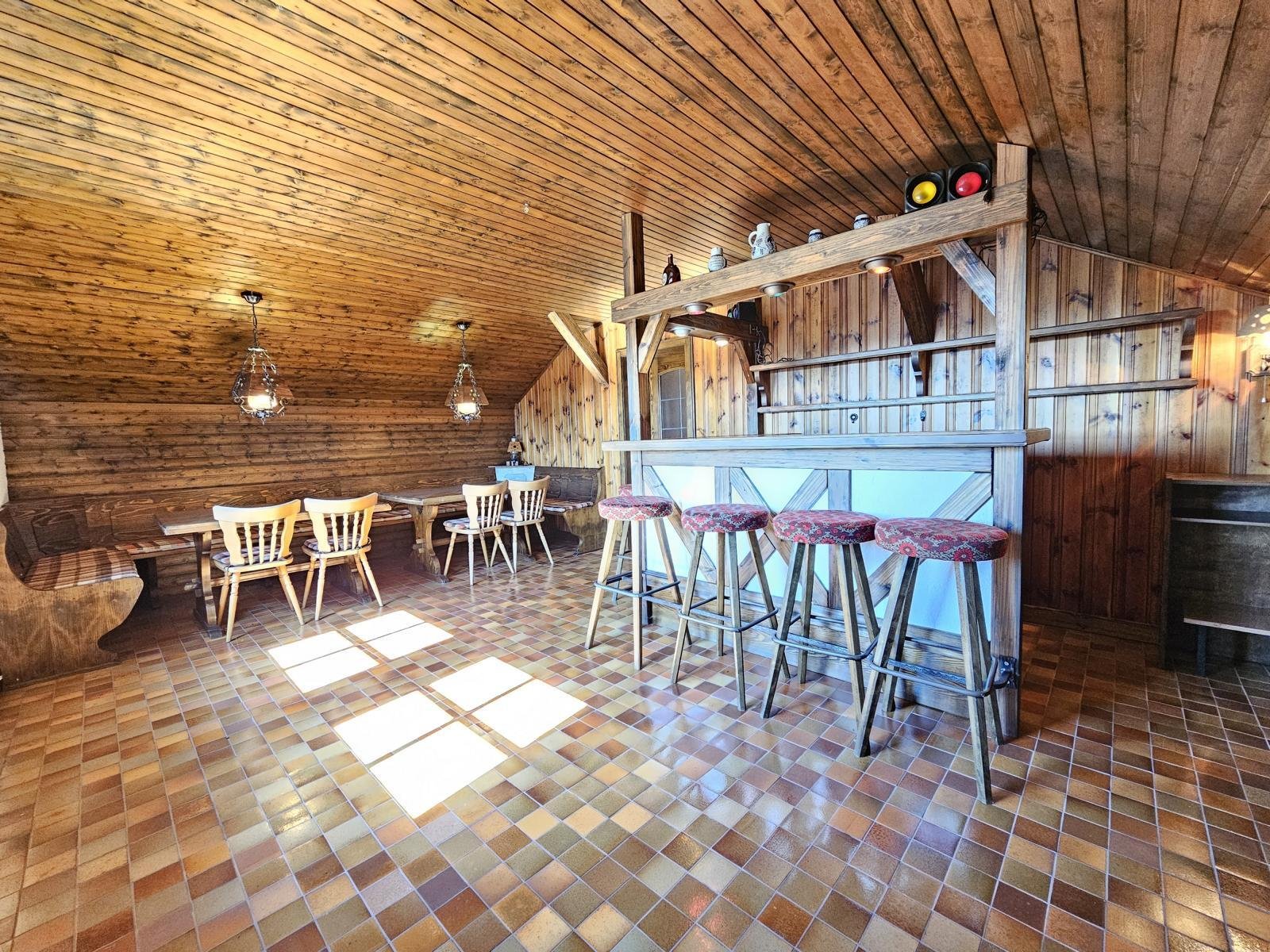 Eindrucksvolles & großzügiges Anwesen für Individualisten!