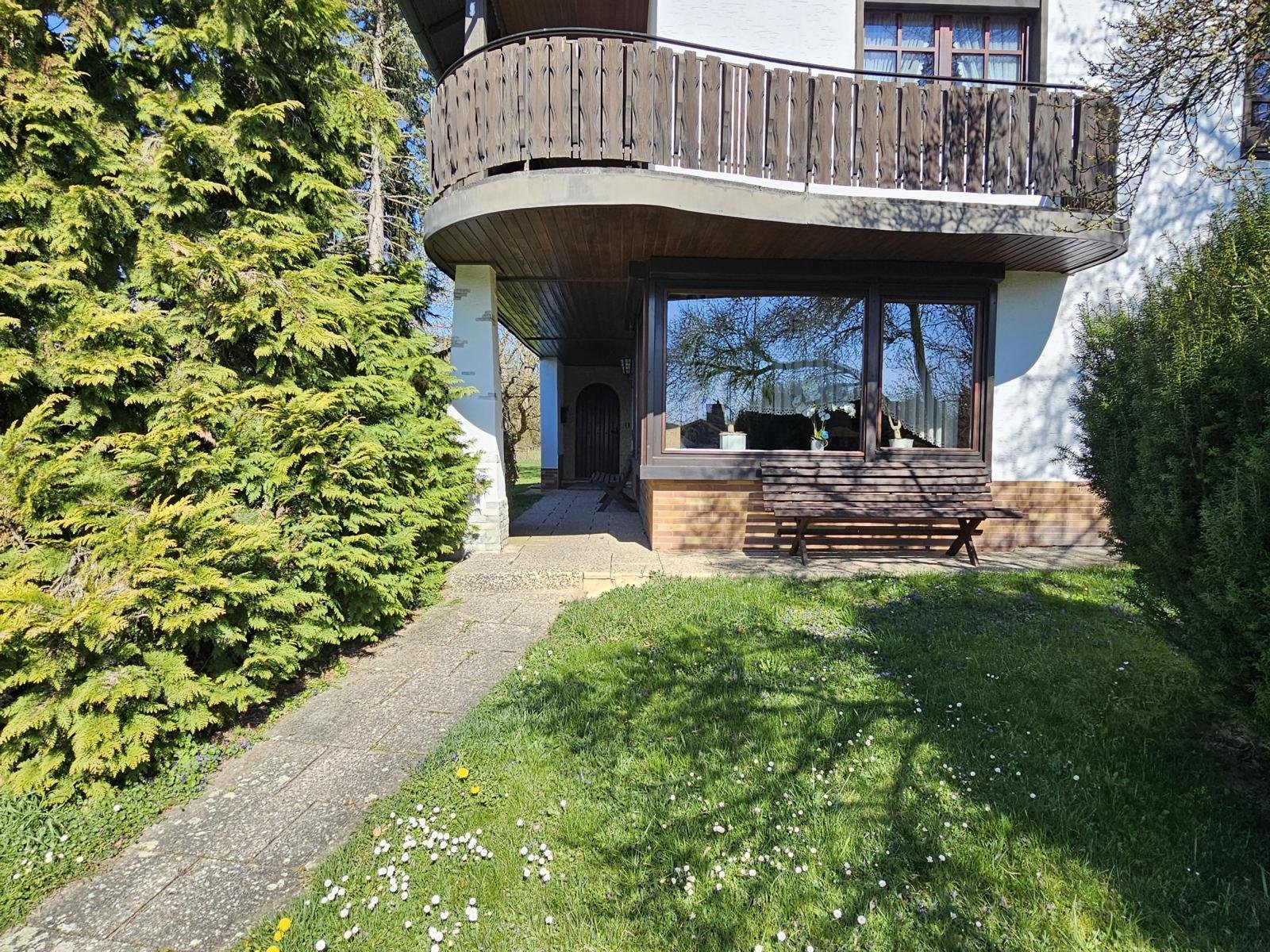 Eindrucksvolles & großzügiges Anwesen für Individualisten!