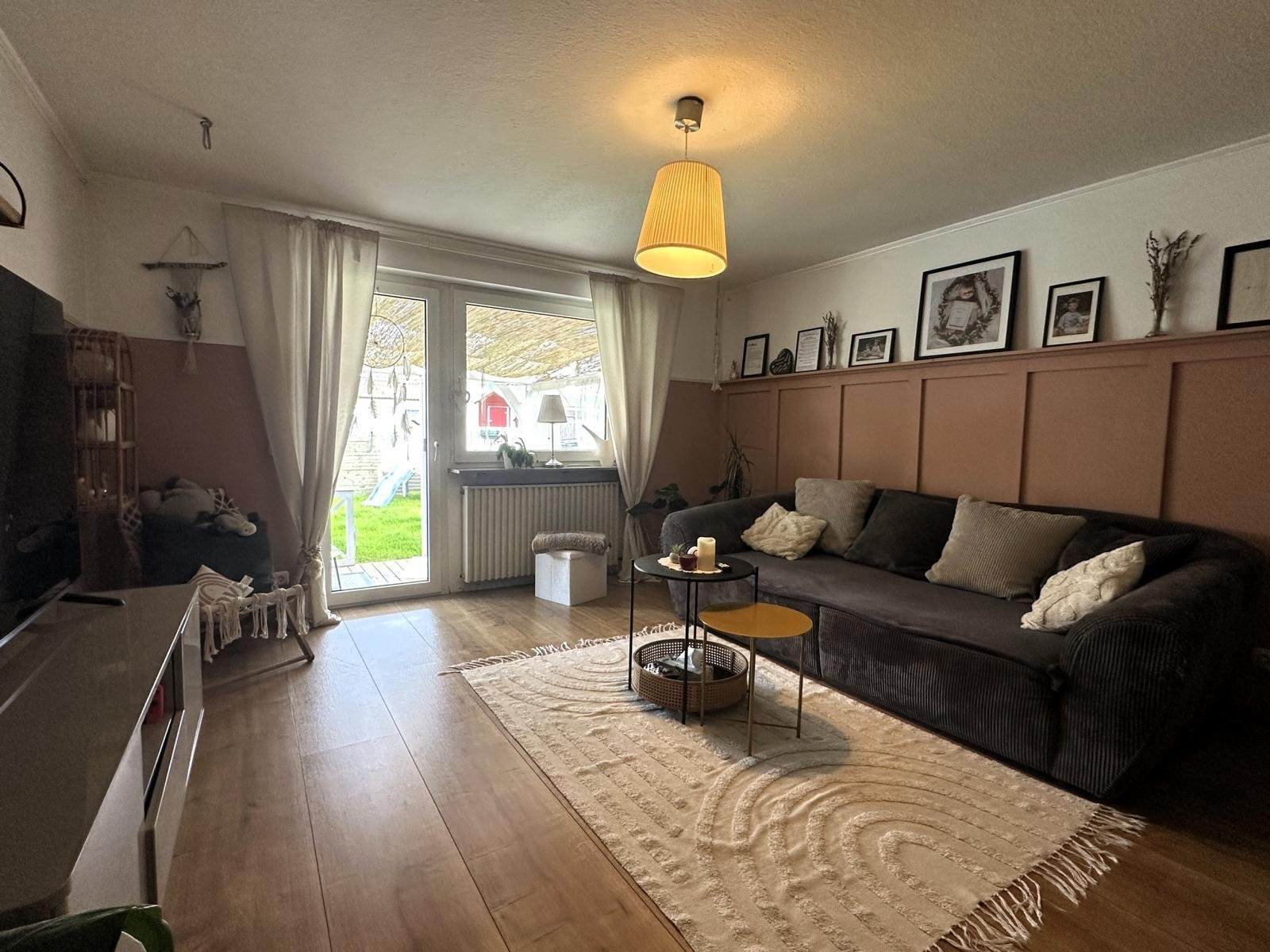 RESERVIERT -Liebevoll modernisiertes Wohlfühlzuhause mit Pool und Gartenparadies