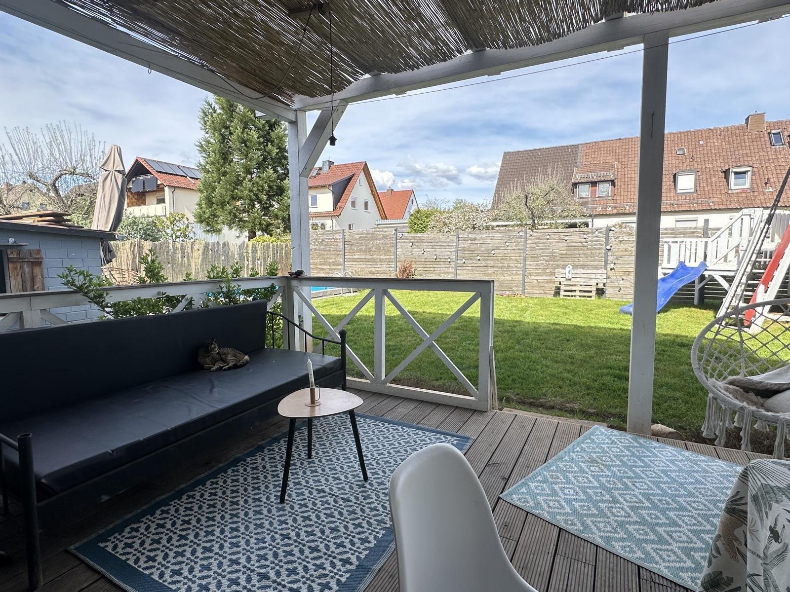 RESERVIERT -Liebevoll modernisiertes Wohlfühlzuhause mit Pool und Gartenparadies