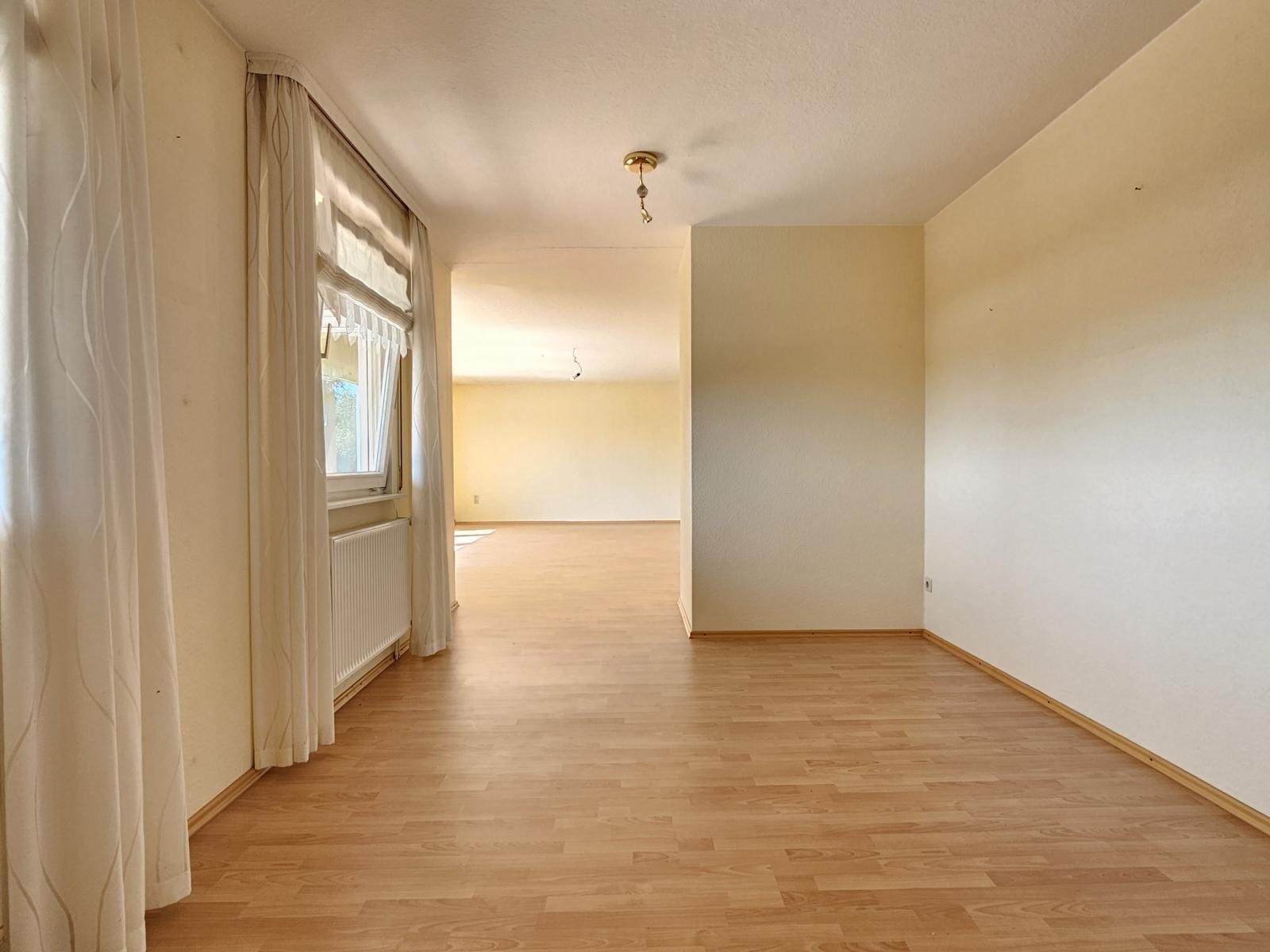 VERKAUFT-Ihr neuer, attraktiver Wohnsitz in TOP-Stadtlage - mit 3 Garagen!