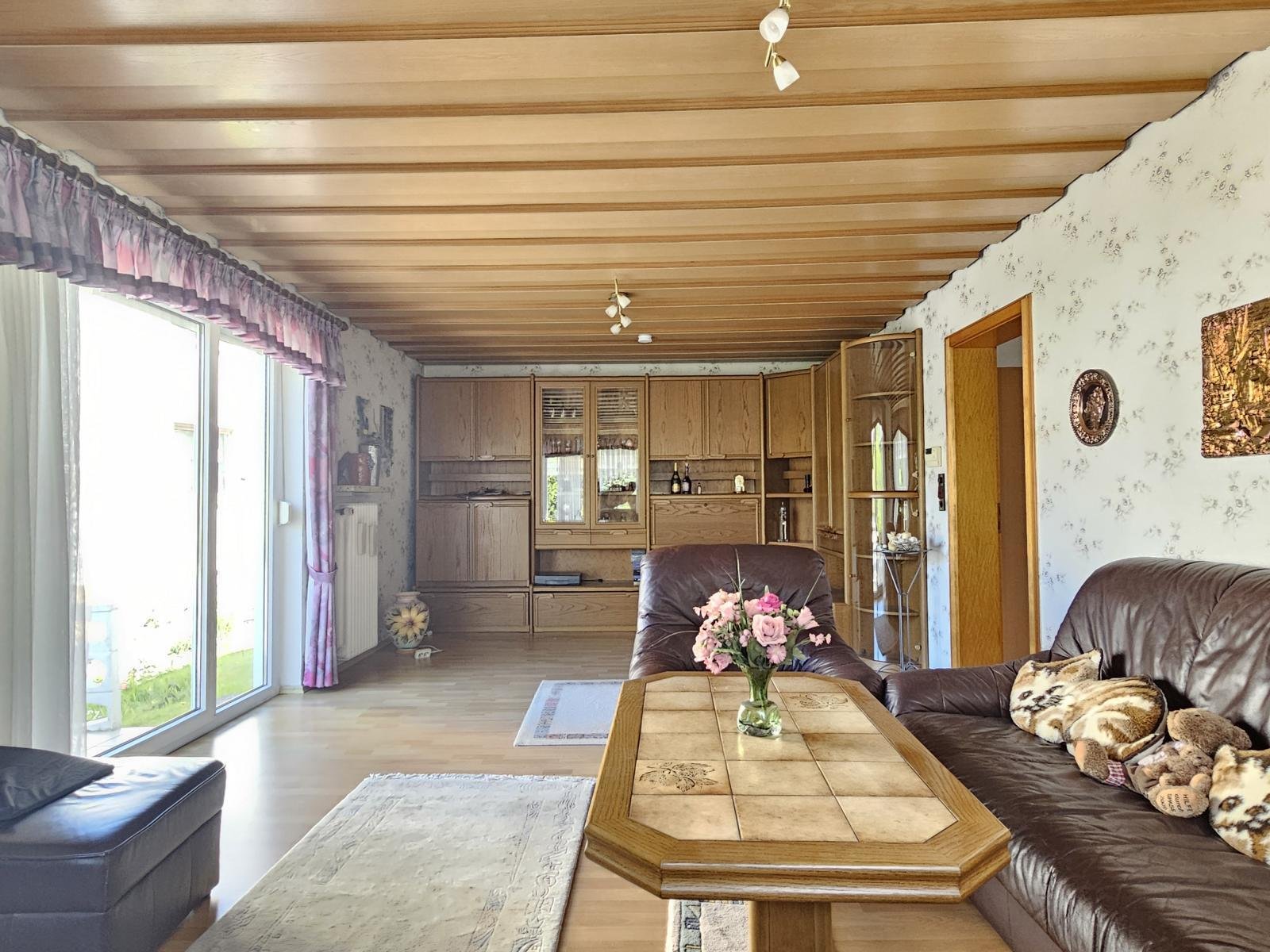 RESERVIERT - Gepflegtes Einfamilienhaus mit Seeblick im beliebten Ahorn