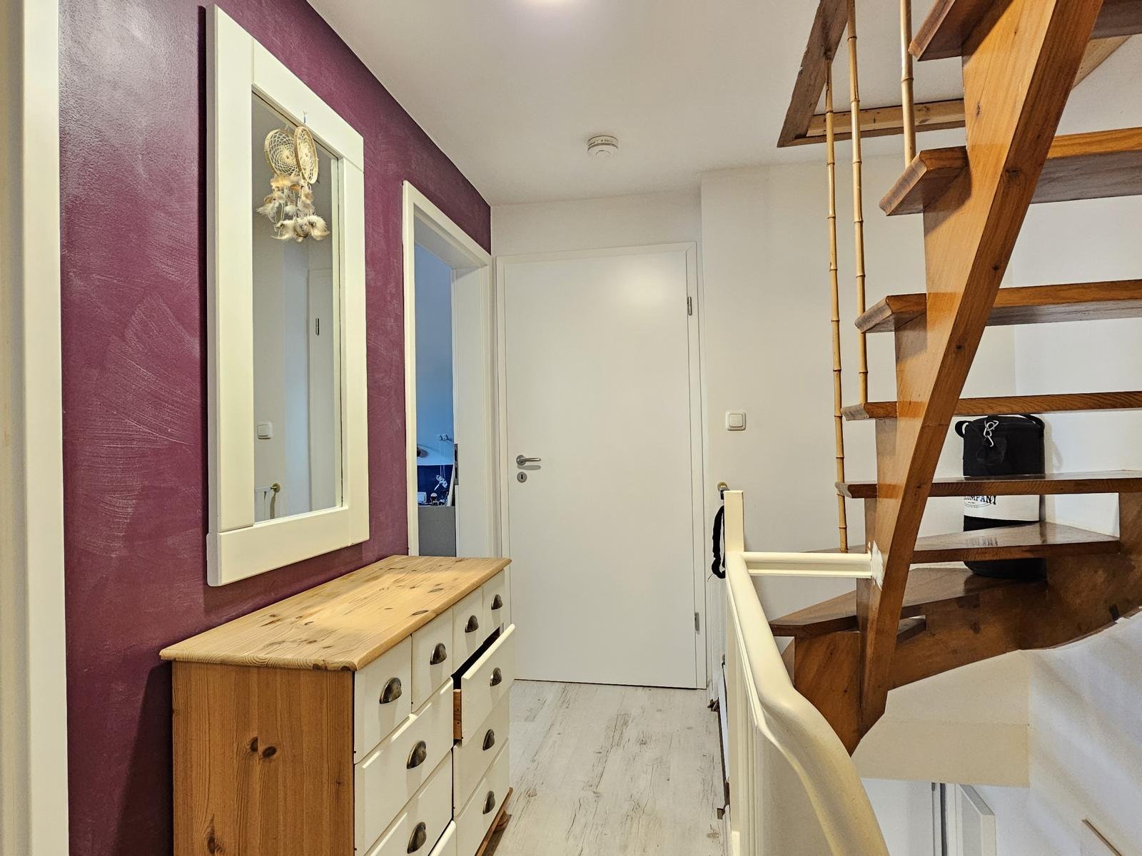 Harmonische Doppelhaushälfte mit Garage und Garten in Zentrumsnähe!