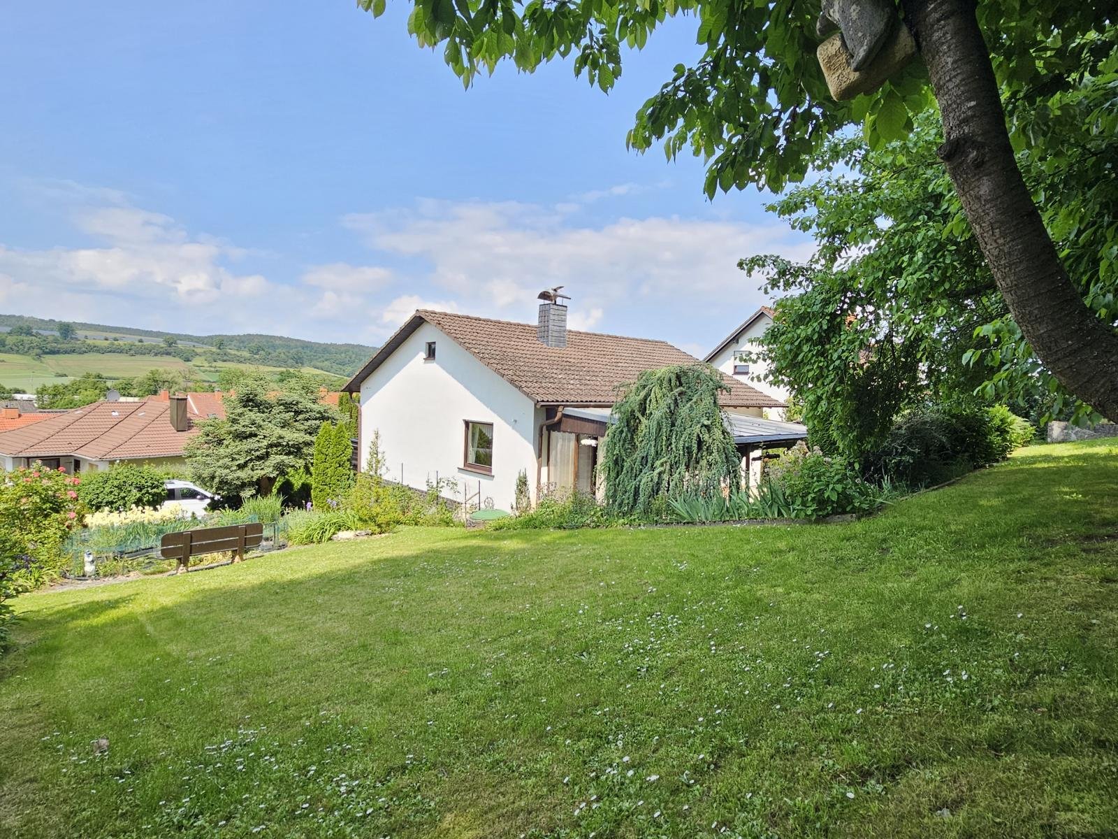 RESERVIERT - Idyllisches Leben am Waldrand - interessantes Einfamilienhaus!