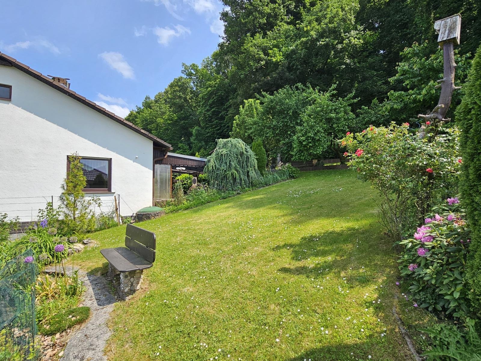 RESERVIERT - Idyllisches Leben am Waldrand - interessantes Einfamilienhaus!