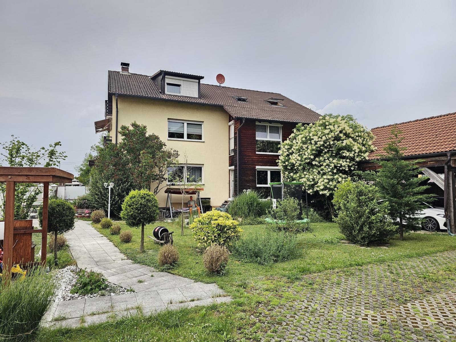3-Familienhaus in TOP-Lage mit Garten, Carport & Zukunftsperspektive!