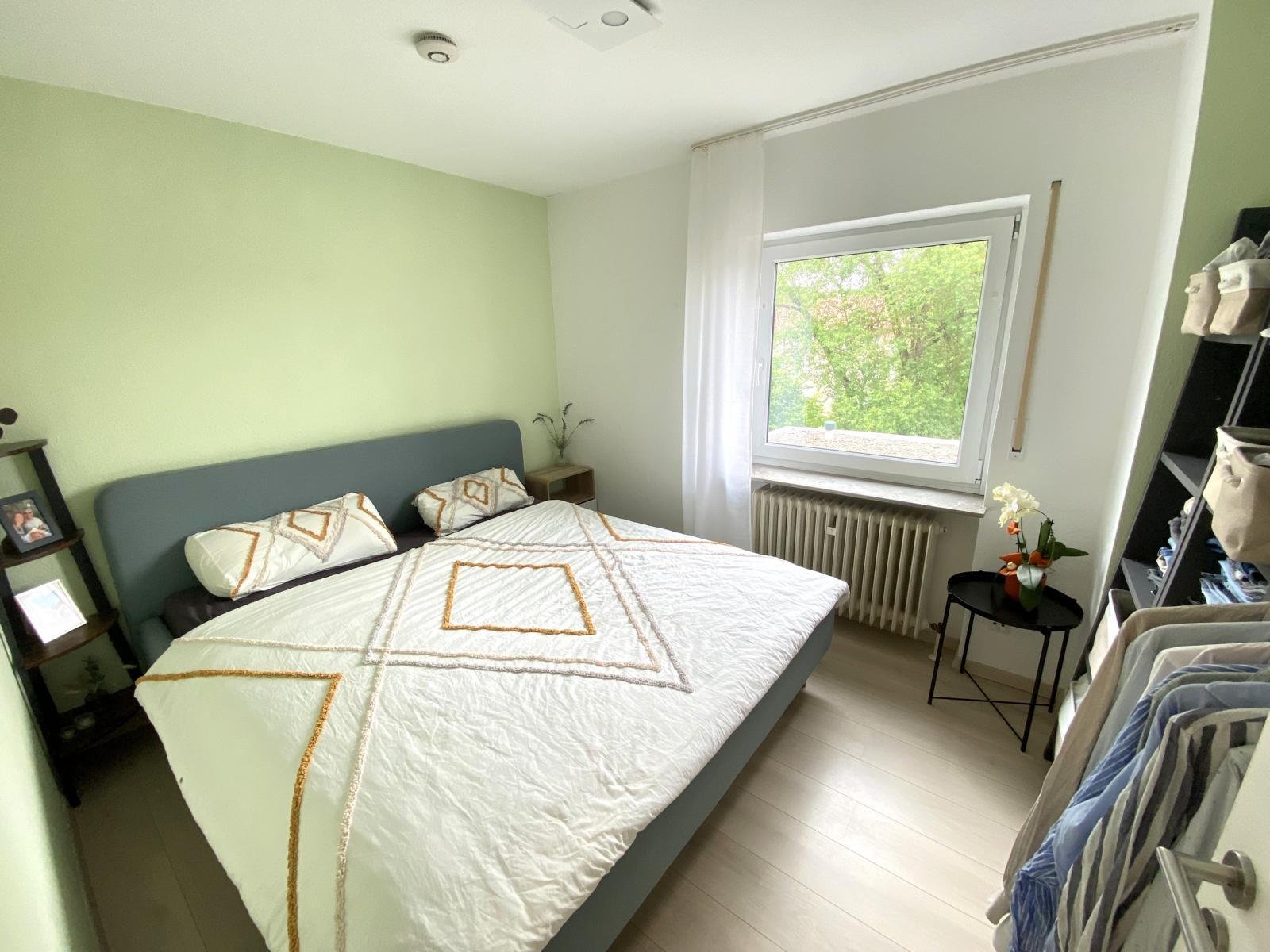 Herrliche Penthouse-Wohnung mit 26 m² Dachterrasse & Gartenanteil & Garage in beliebter Stadtrandlage