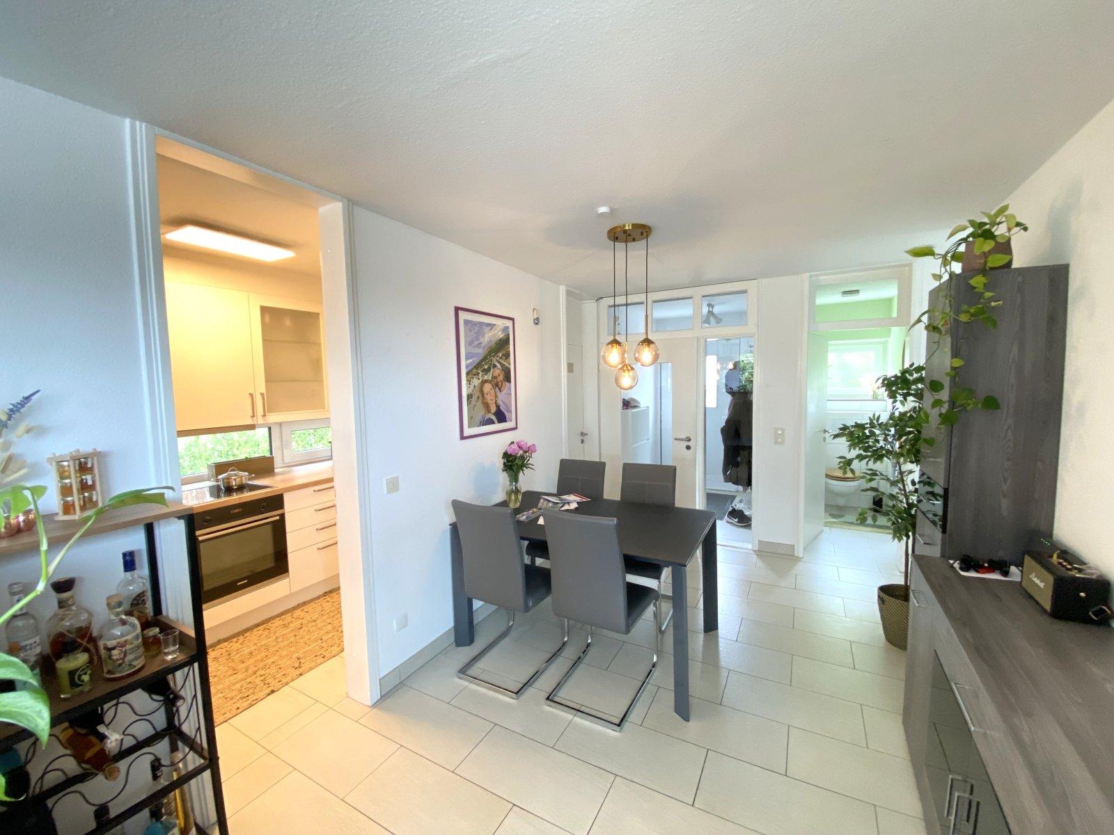 Herrliche Penthouse-Wohnung mit 26 m² Dachterrasse & Gartenanteil & Garage in beliebter Stadtrandlage