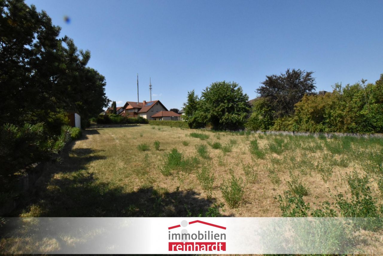 Untersiemau: VERKAUFT - Ebene und großzügige Baulücke in Untersiemau! 