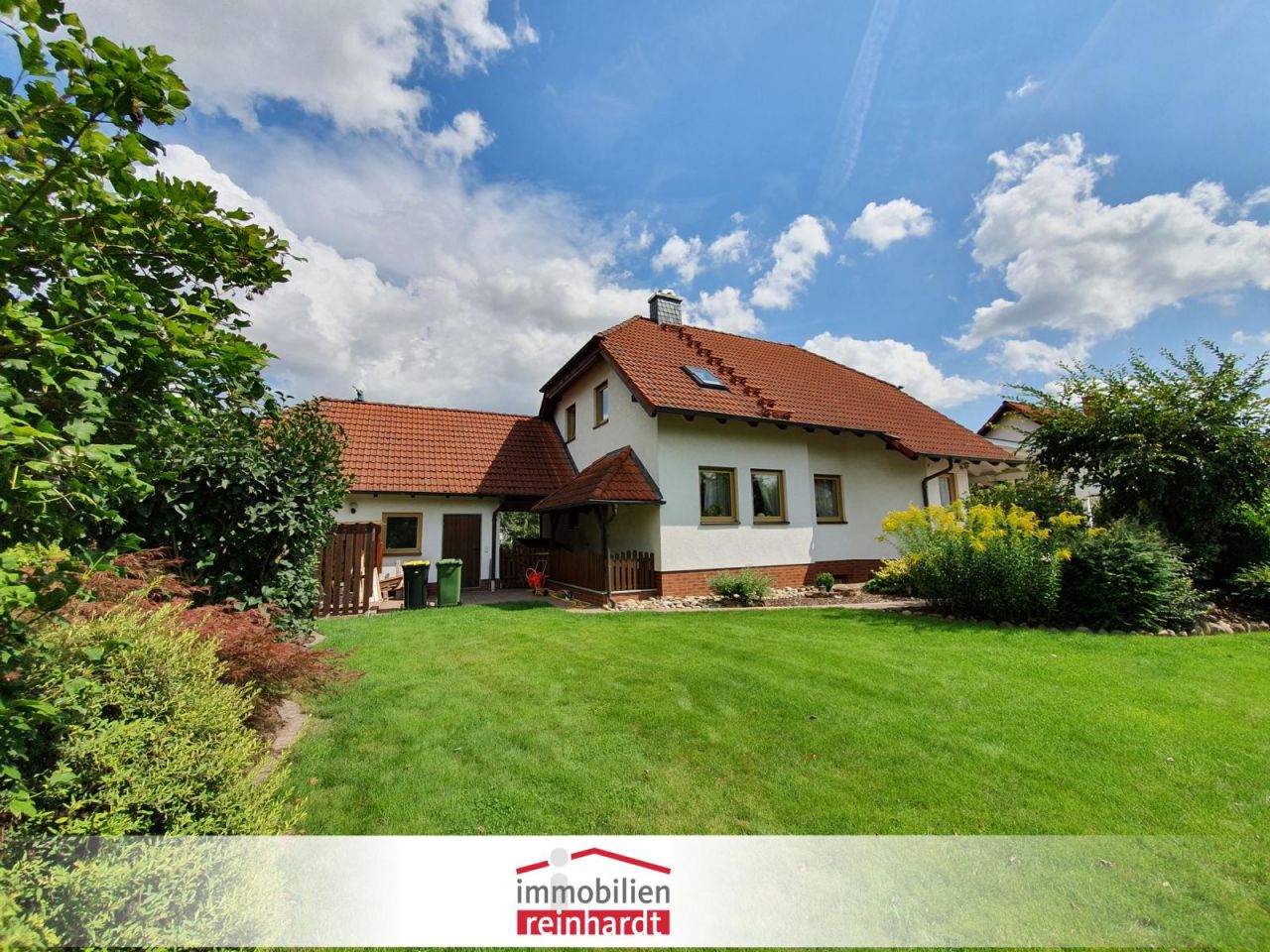 Bad Rodach: Verkauft - Modern & junges EFH mit hochwertiger Außenanlage! Bad Rodach: Verkauft - Modern & junges EFH mit hochwertiger Außenanlage!