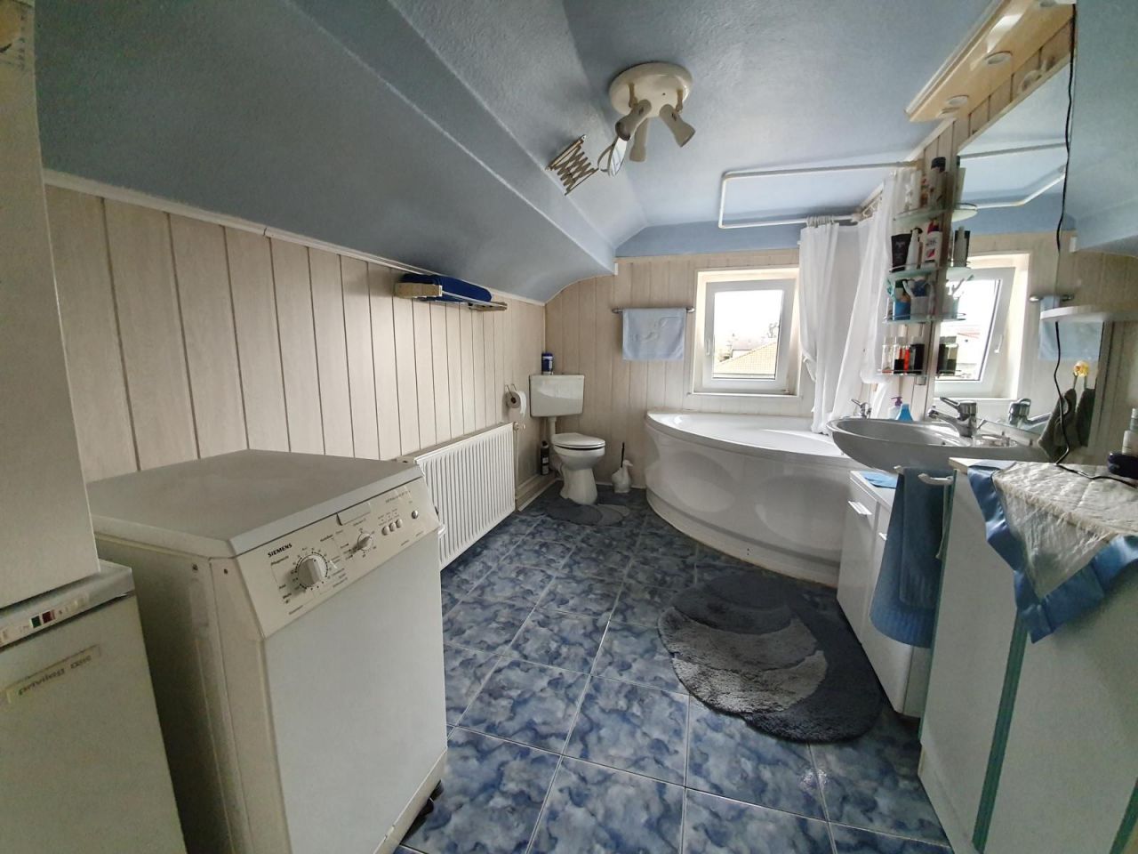 Badezimmer Dachgeschoss