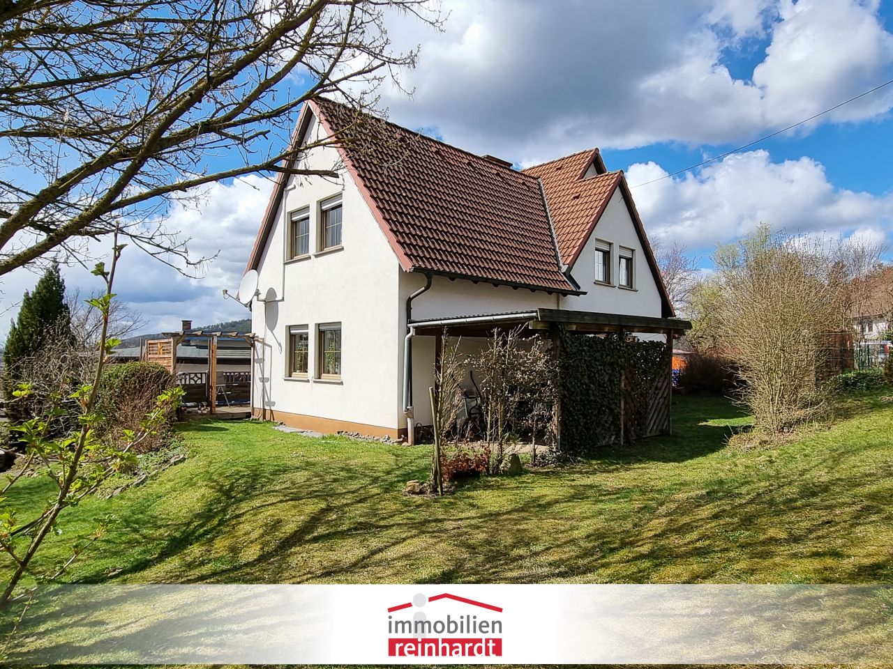 Weißenbrunn bei Kronach: VERKAUFT - Gepflegtes Einfamilienhaus in guter ruhiger Lage vor den Toren Kronachs! Weißenbrunn bei Kronach: VERKAUFT - Gepflegtes Einfamilienhaus in guter ruhiger Lage vor den Toren Kronachs!