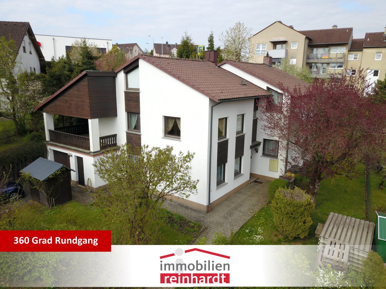 Rödental: VERKAUFT -Großzügig Leben - Einfamilienhaus mit ELW am Mahnberg! 