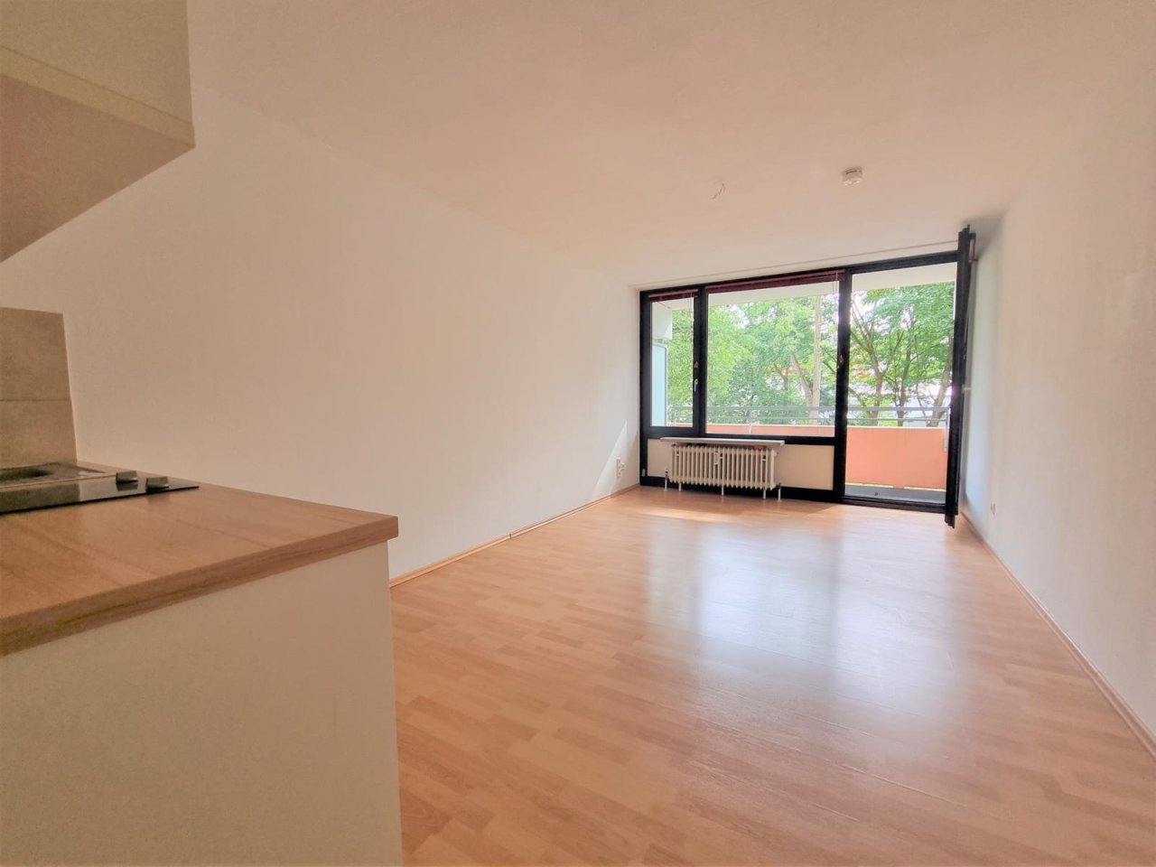 Coburg: VERKAUFT - Hübsches Appartement mit Balkon & Tiefgaragenstellplatz - Nähe Klinikum Coburg 