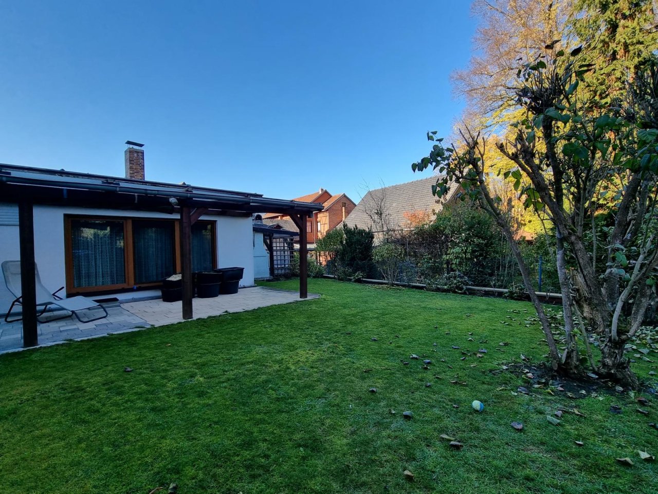 Herrlicher Garten Einfamilienhaus