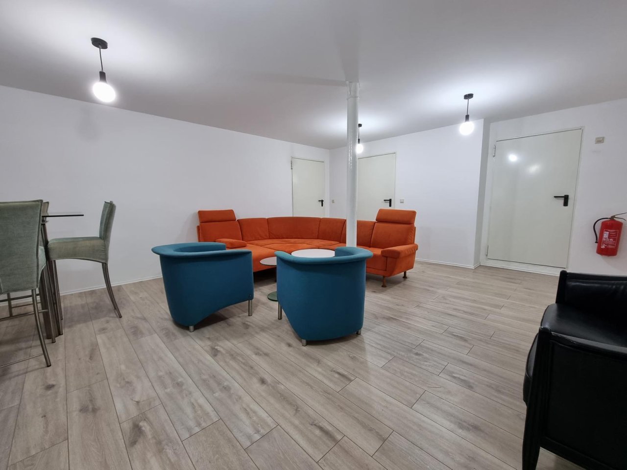 Modernes Büro mit sep. Eingang/EG