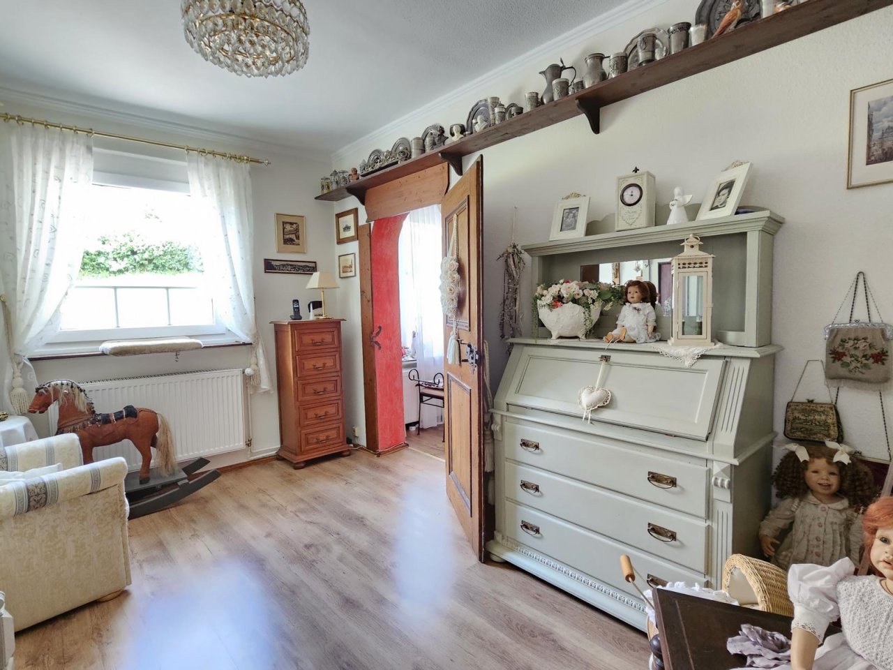 Hell, elegant, im EG