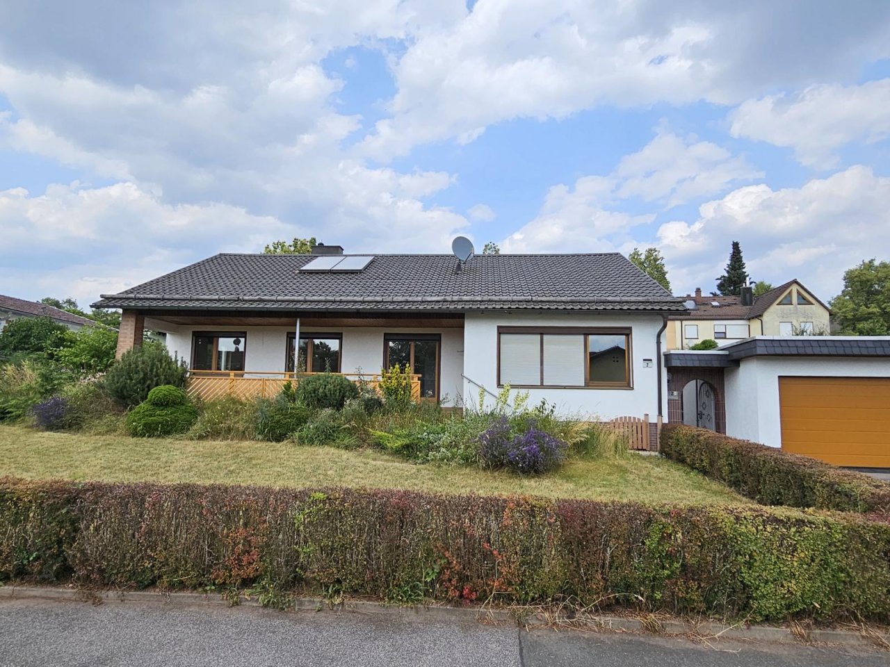 Bungalow in idealer Südausrichtung!