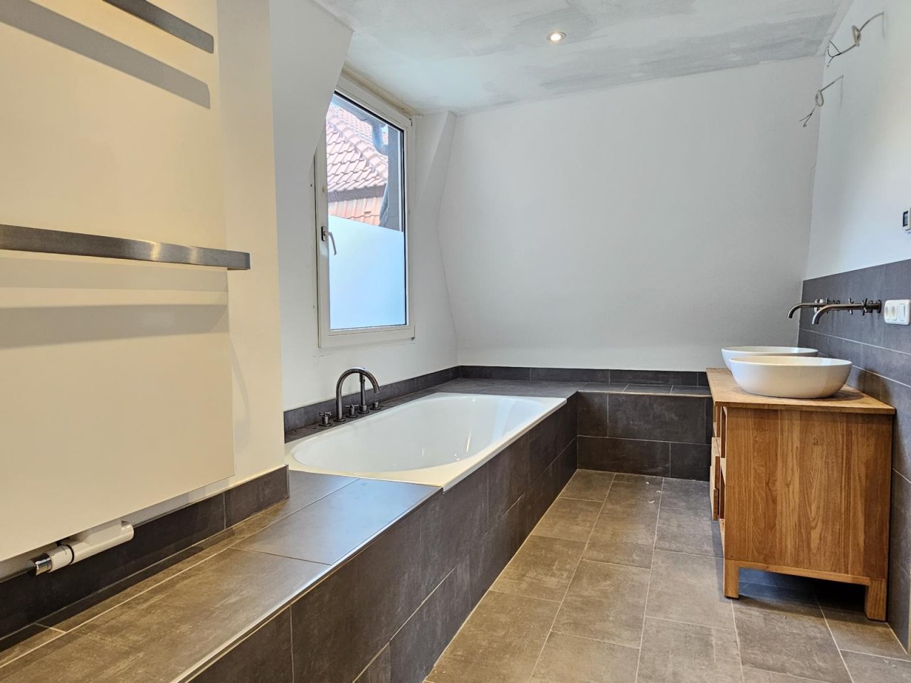 Coburg: VERKAUFT - Gelegenheit: Zweifamilienhaus in begehrter Innenstadtlage von Coburg, mit Vesteblick! 