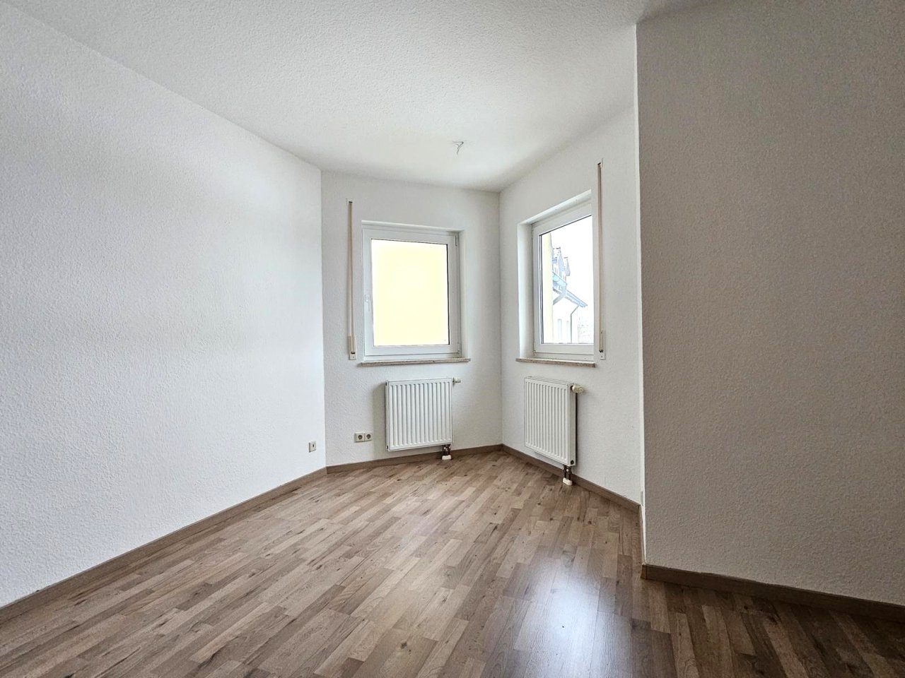 Kinder- bzw. Arbeitszimmer