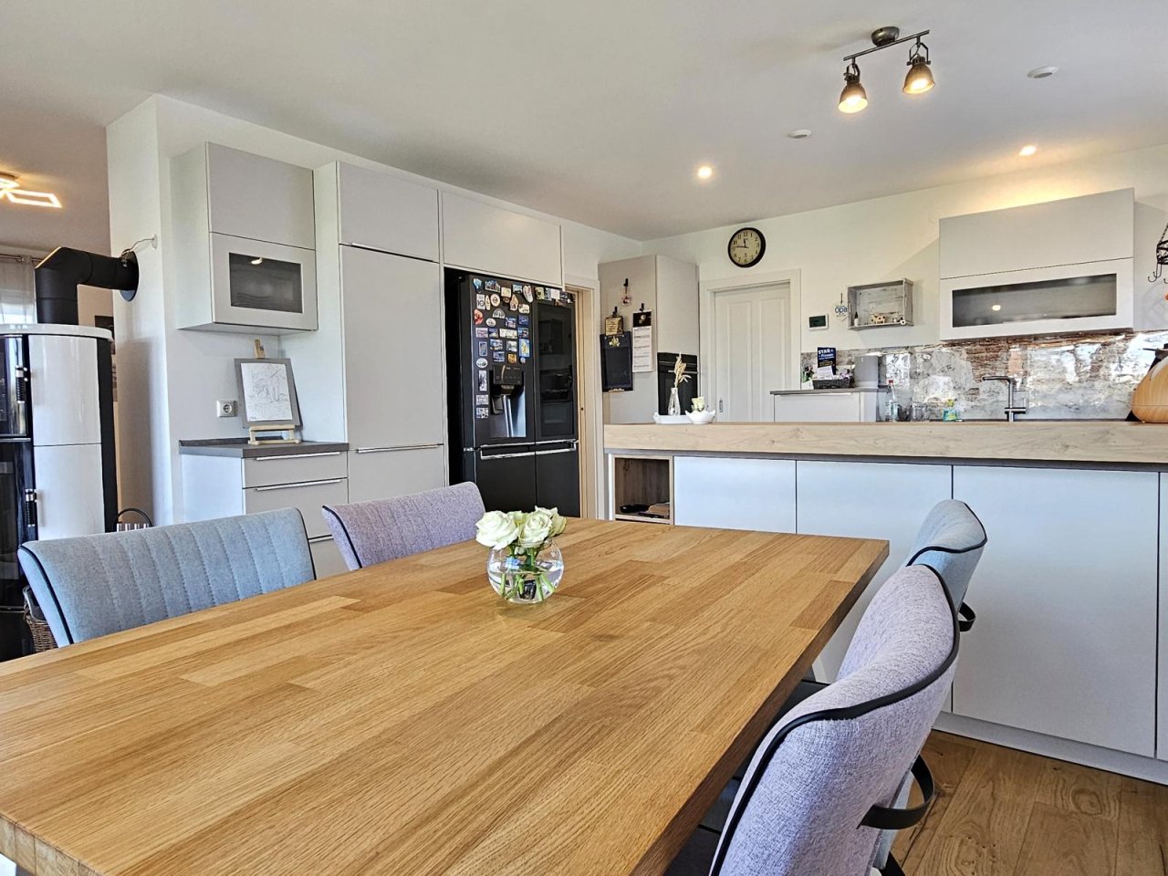 Offener Koch- und Essbereich