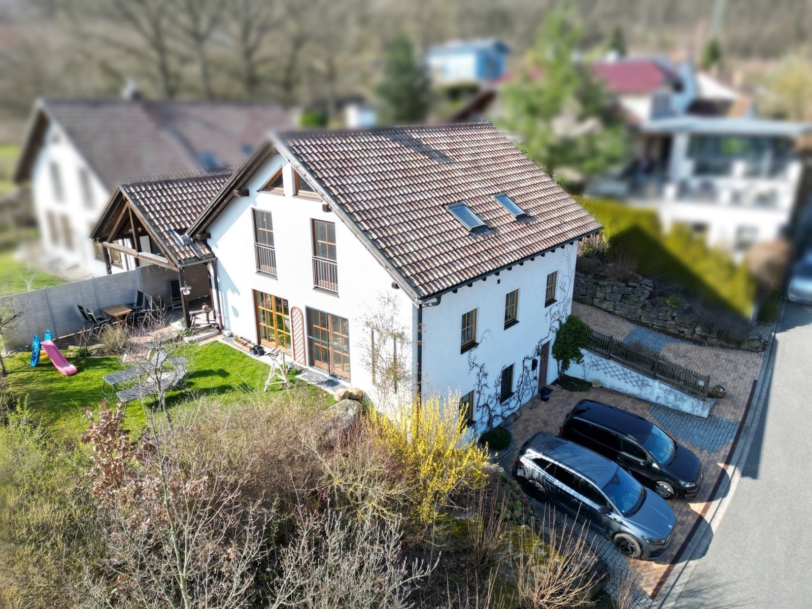 Lichtenfels: VERKAUFT -  Wohnen in Bestlage & über den Dächern von Lichtenfels mit ultimativer Fernsicht! 