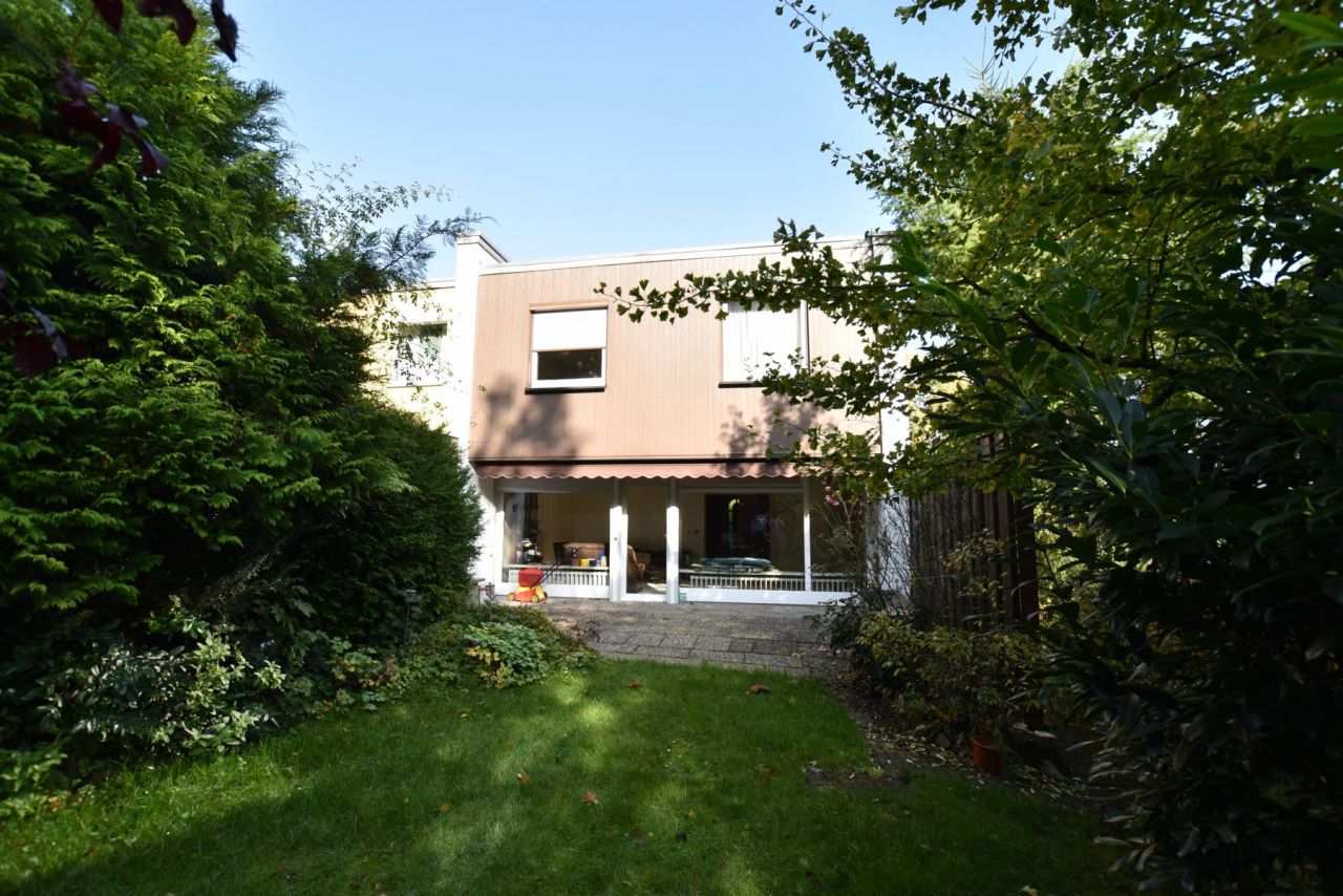 Coburg: VERKAUFT - Gemütliches Reihenendhaus mit großem Garten im Heimatring! Coburg: VERKAUFT - Gemütliches Reihenendhaus mit großem Garten im Heimatring!