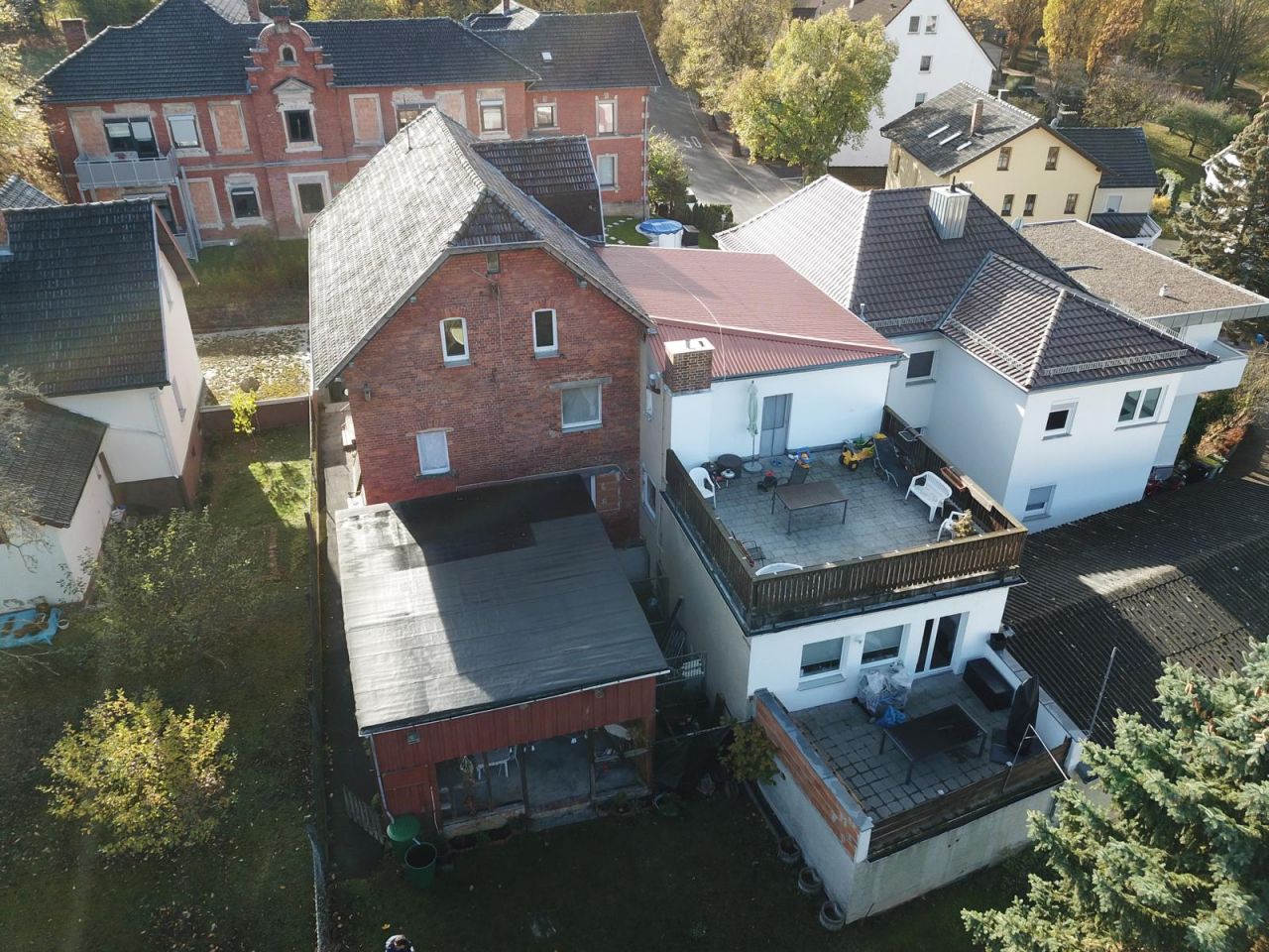 Rödental: Verkauft - Mehrfamilienhaus mit 2 tollen Dachterrassen! Rödental: Verkauft - Mehrfamilienhaus mit 2 tollen Dachterrassen!