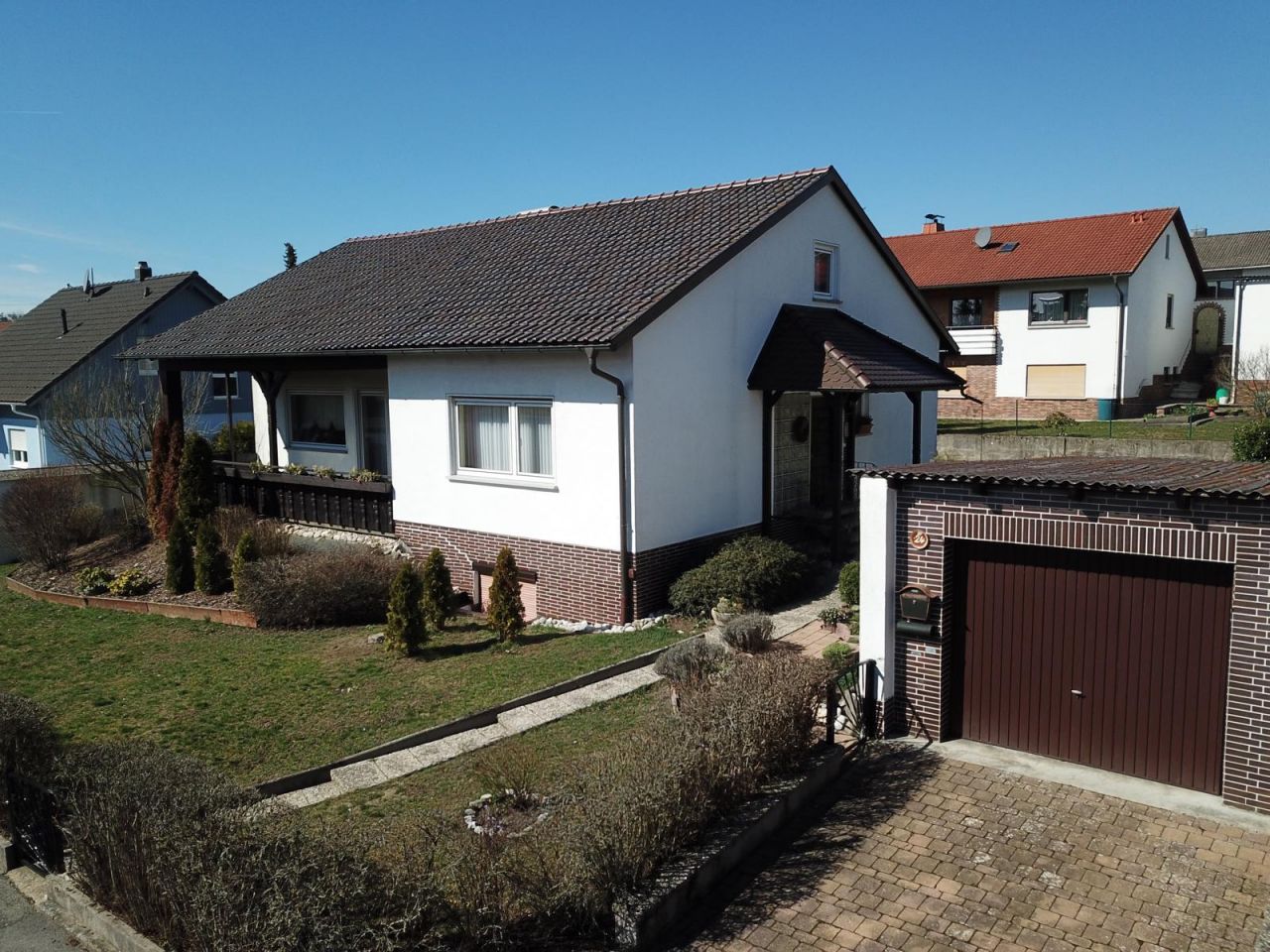 Rödental: Verkauft - Gepflegter Bungalow in Waldsachsen! Rödental: Verkauft - Gepflegter Bungalow in Waldsachsen!